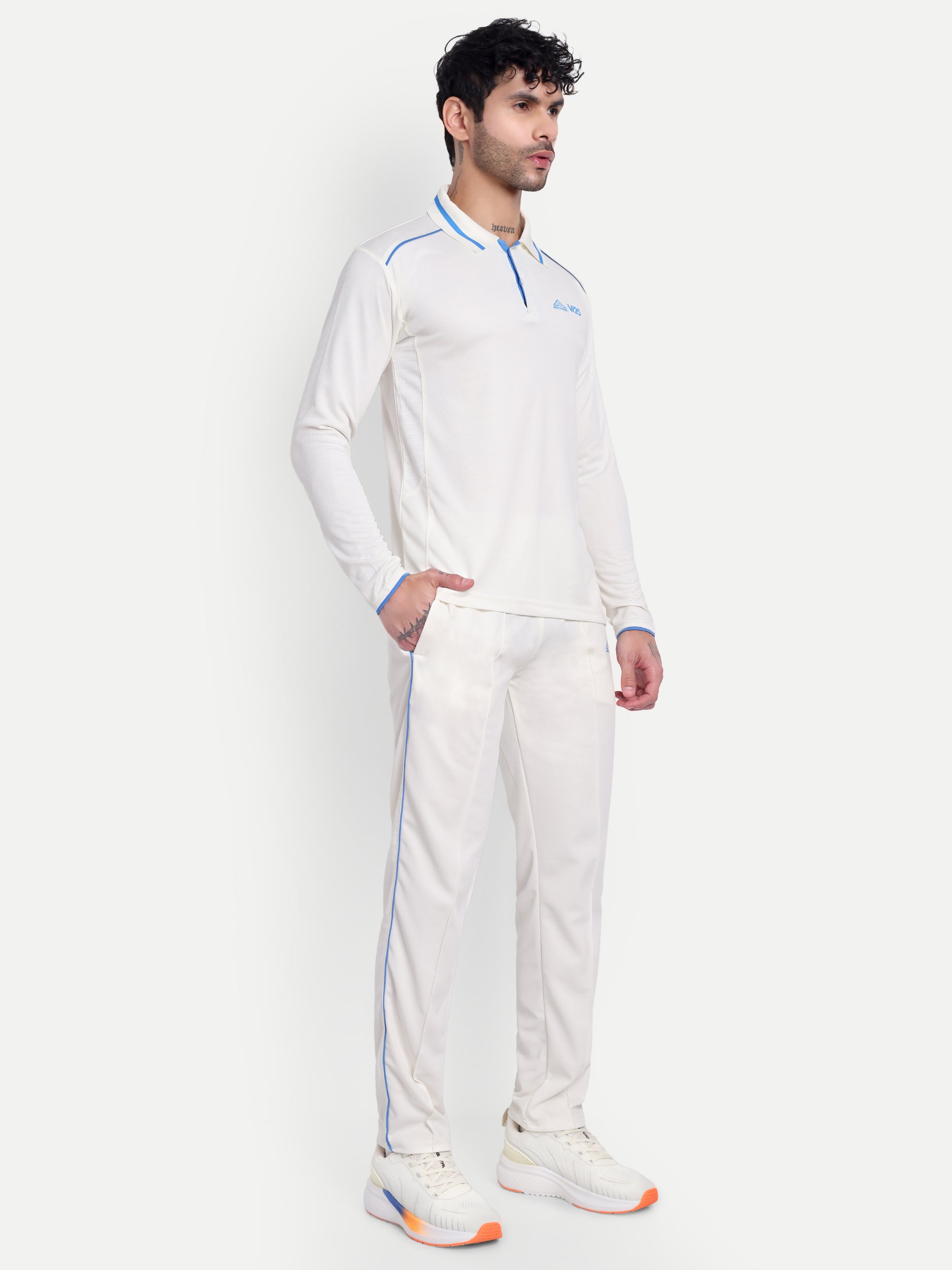 VI25 FULL SLEEVES CRICKET SET