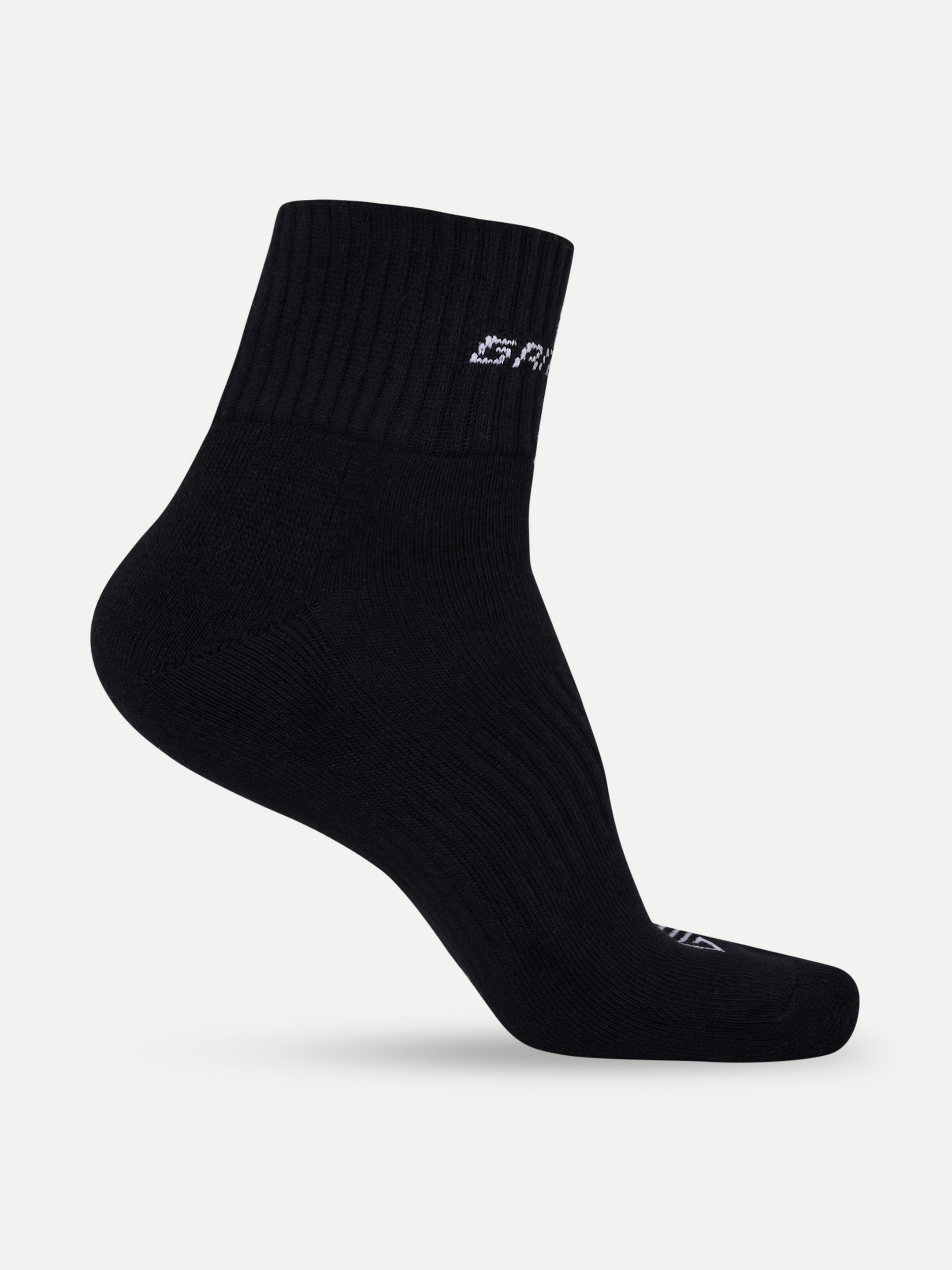 IMPACT TECH QUARTER LENGTH SOCKS (PACK OF 3 PAIRS)