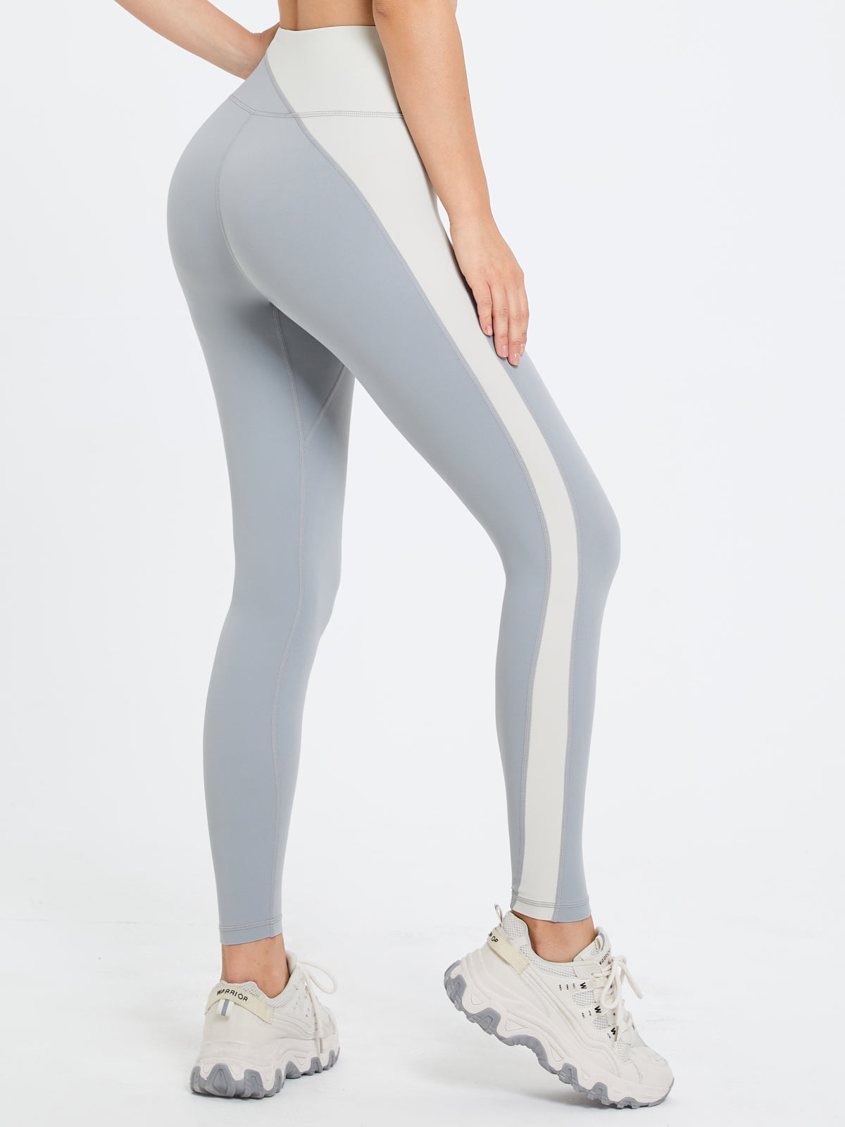 HIGH PERFORMANCE LEGGINGS