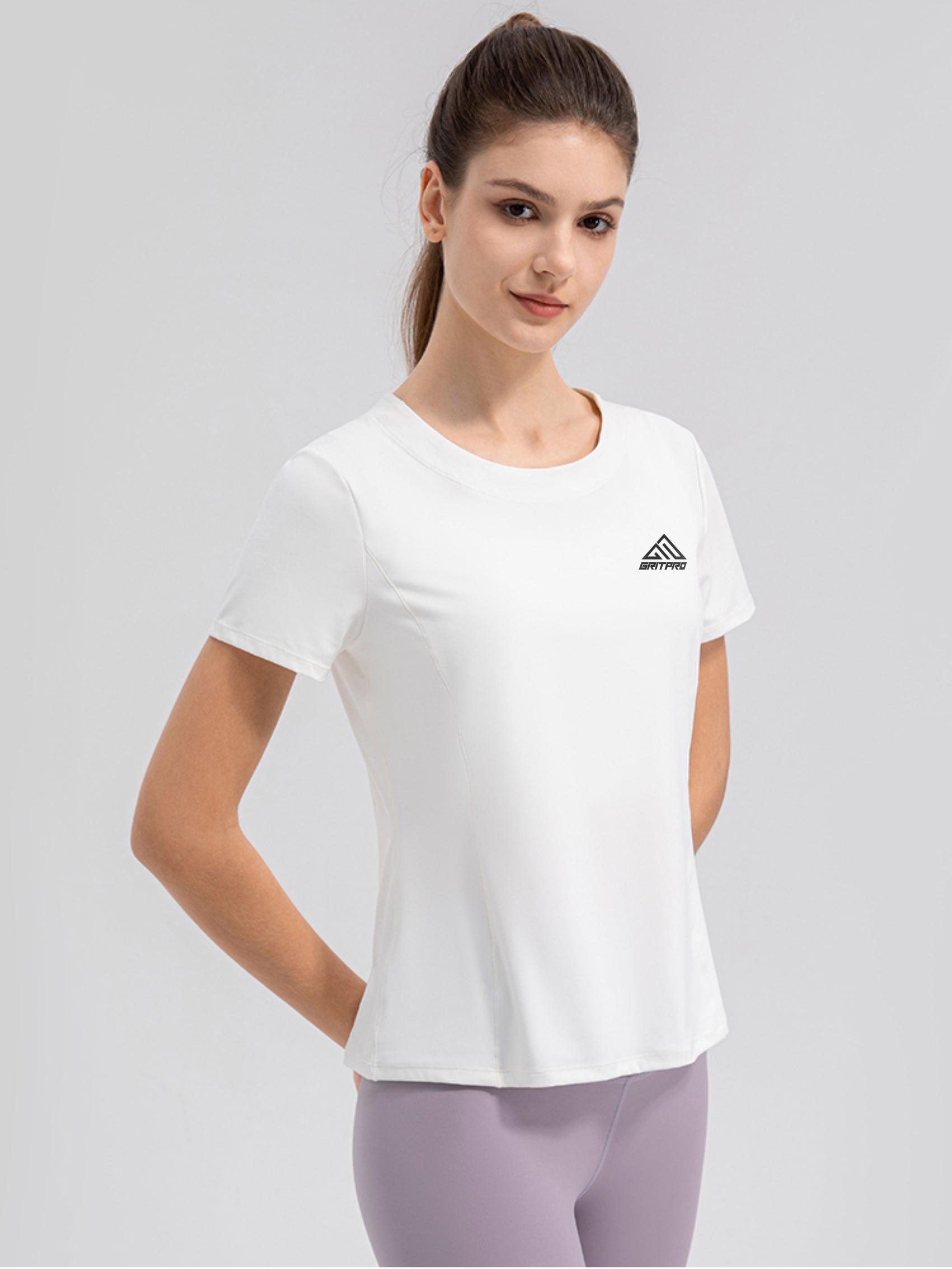 PERFORMANCE T-SHIRT