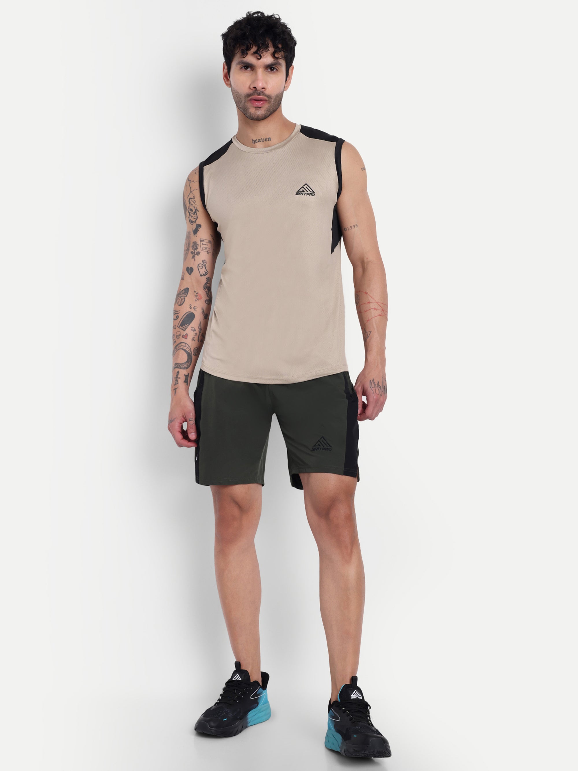 BREEZE SLEEVELESS