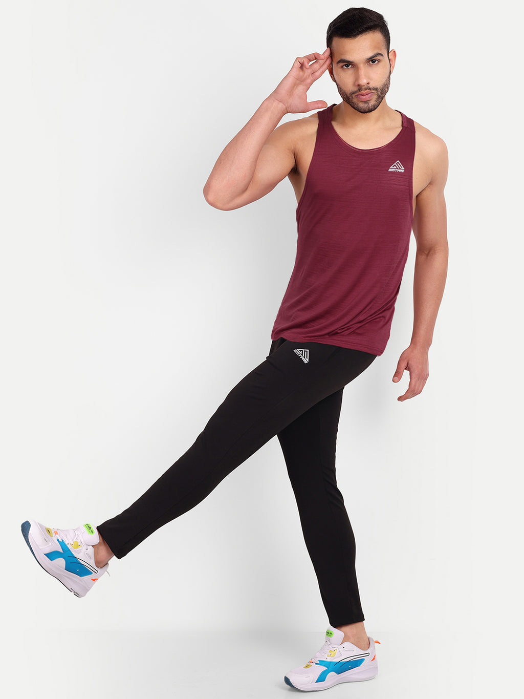 ACTIVE SLEEVELESS