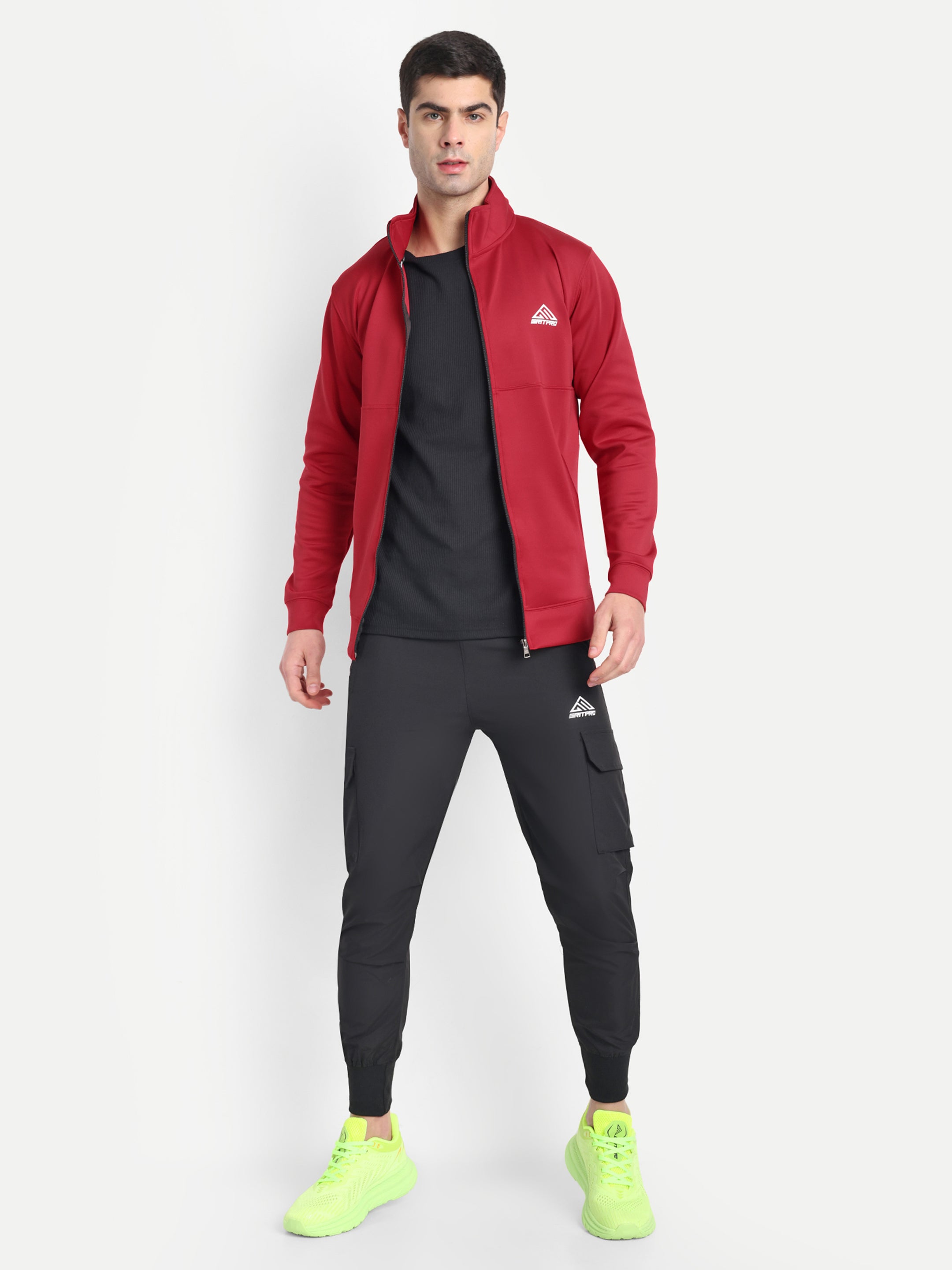 PERFORMANCE JACKET