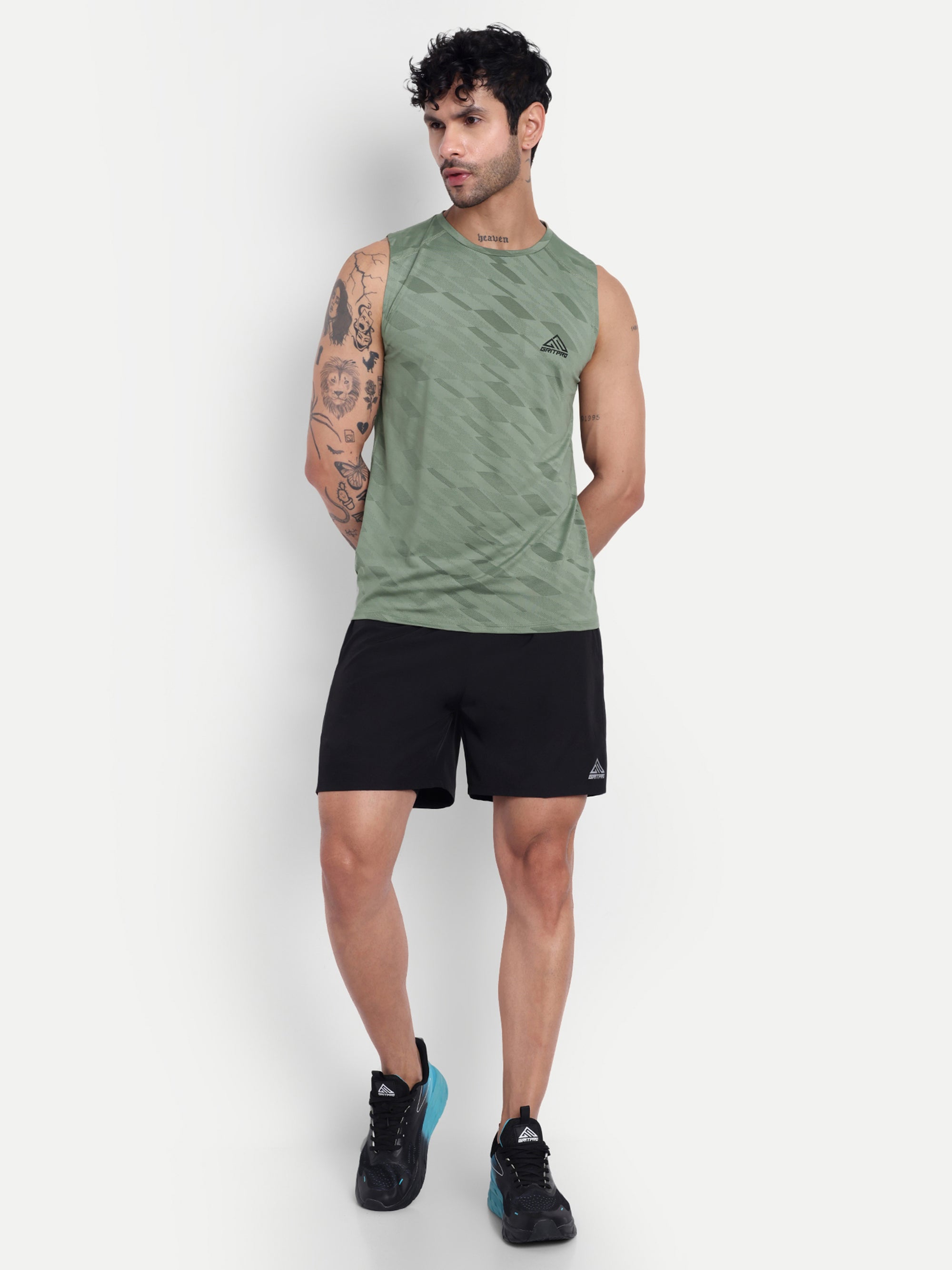AIRWAVE SLEEVELESS
