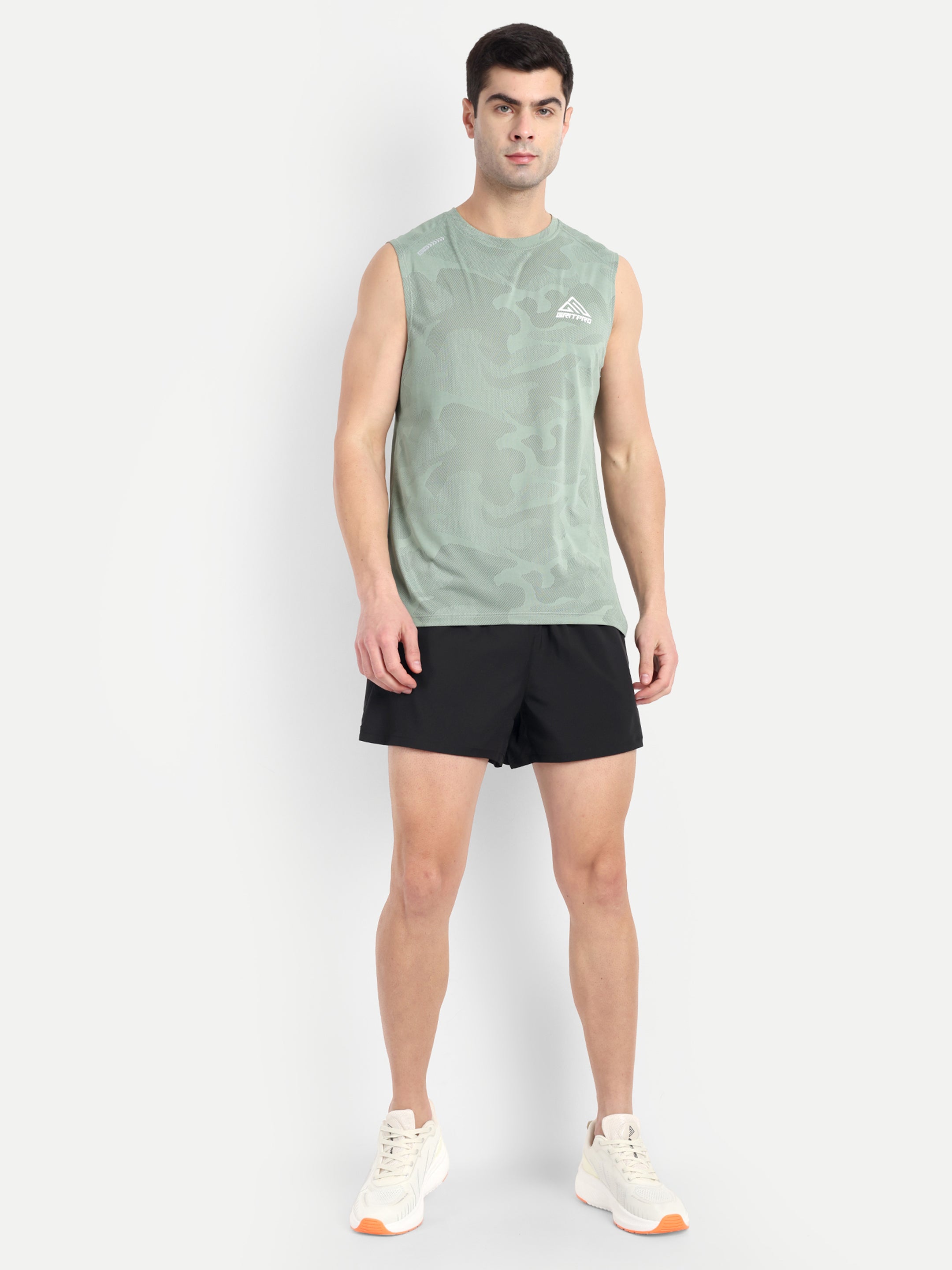 RUNNING SHORTS WITH INNER LAYER