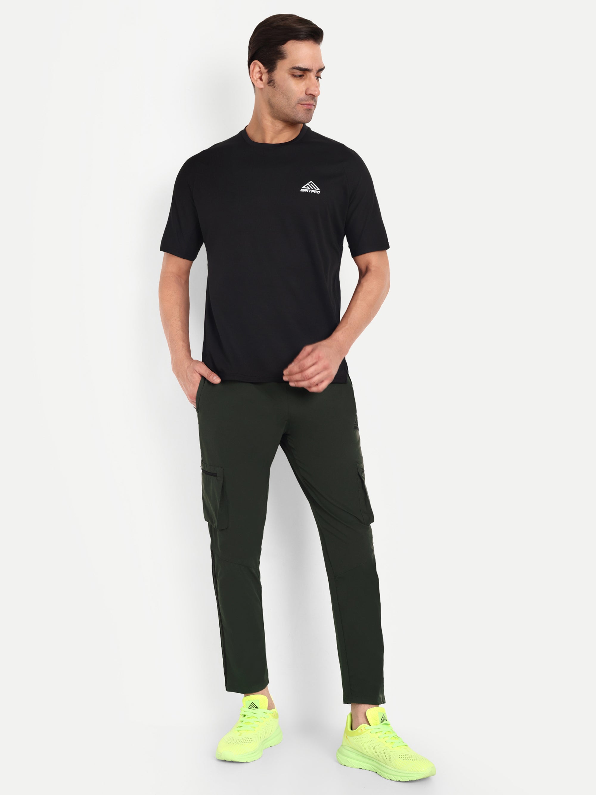 KNOCK OUT TRACKPANT