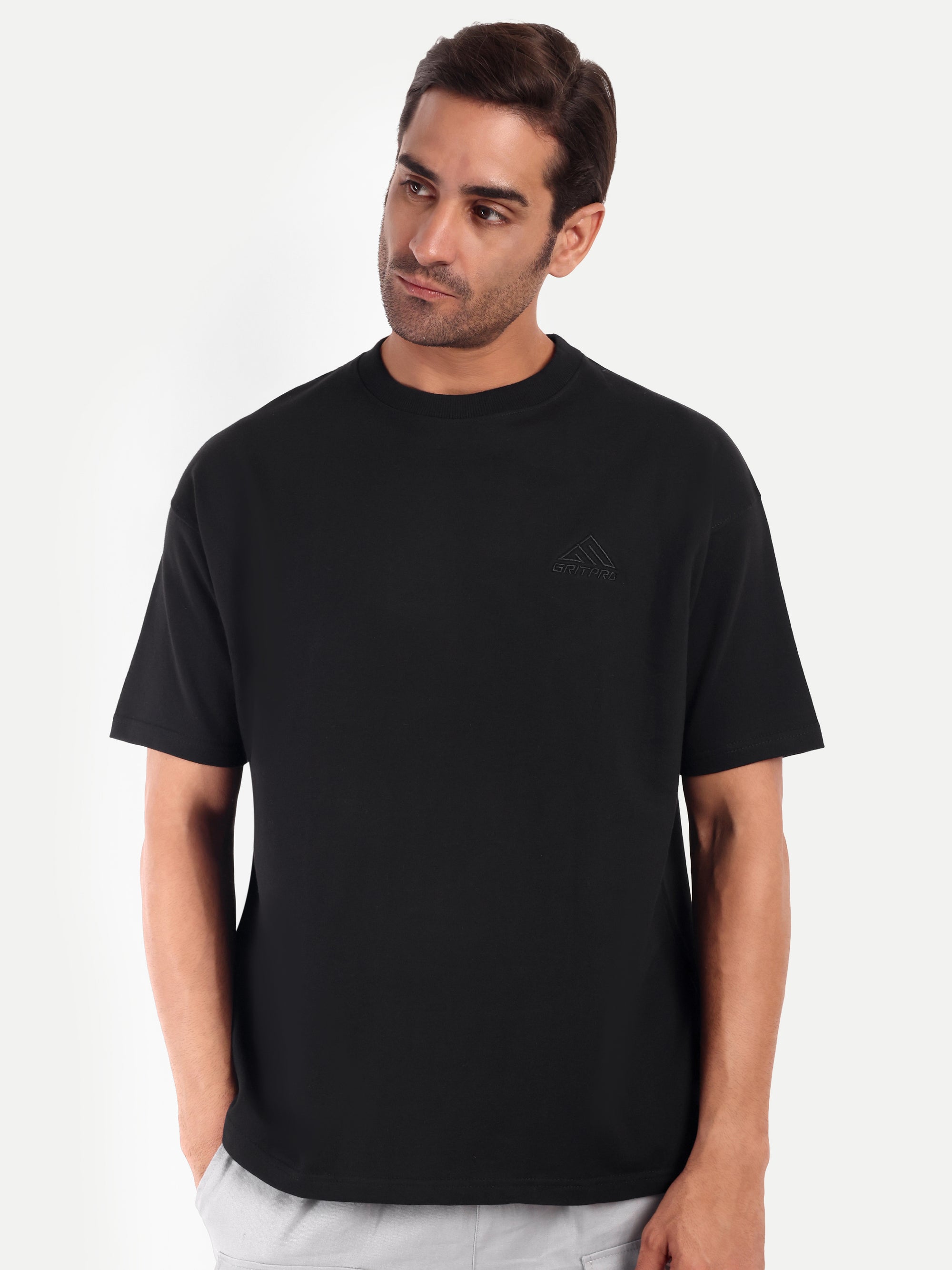 BLACK OVERSIZED T-SHIRT