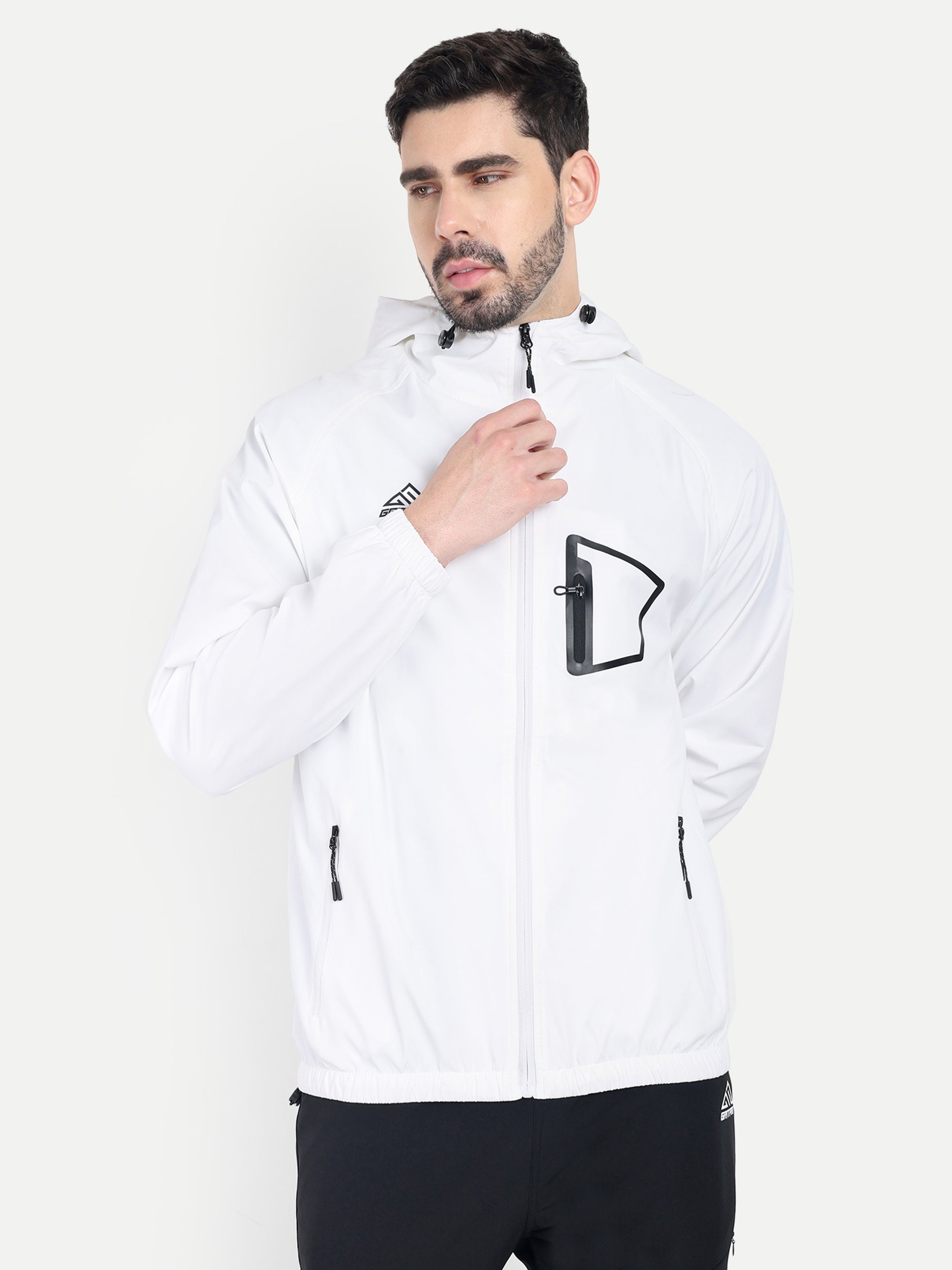 SPORTY ZIPPED HOODIE