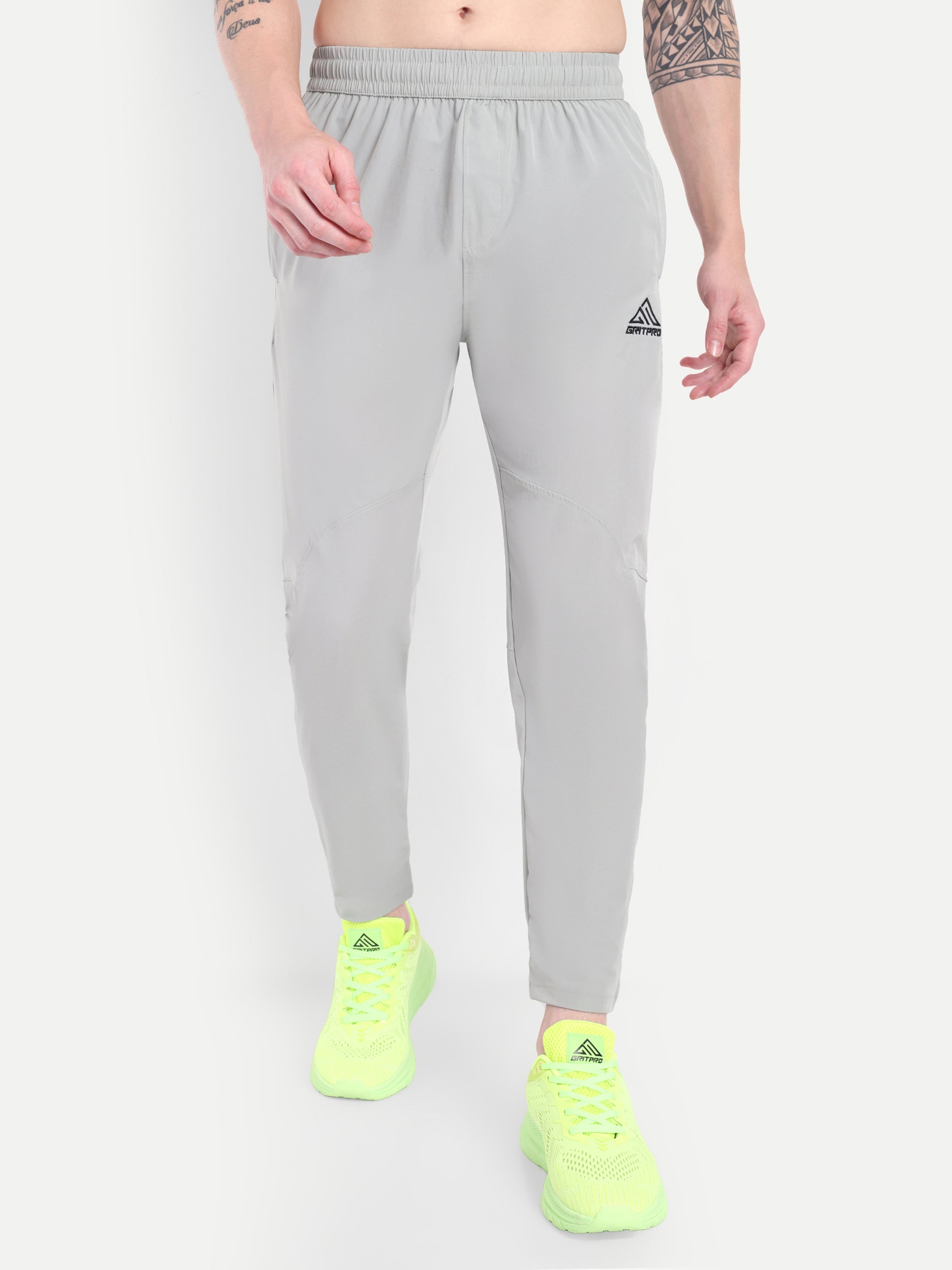 THRIVE MOTION TRACKPANT
