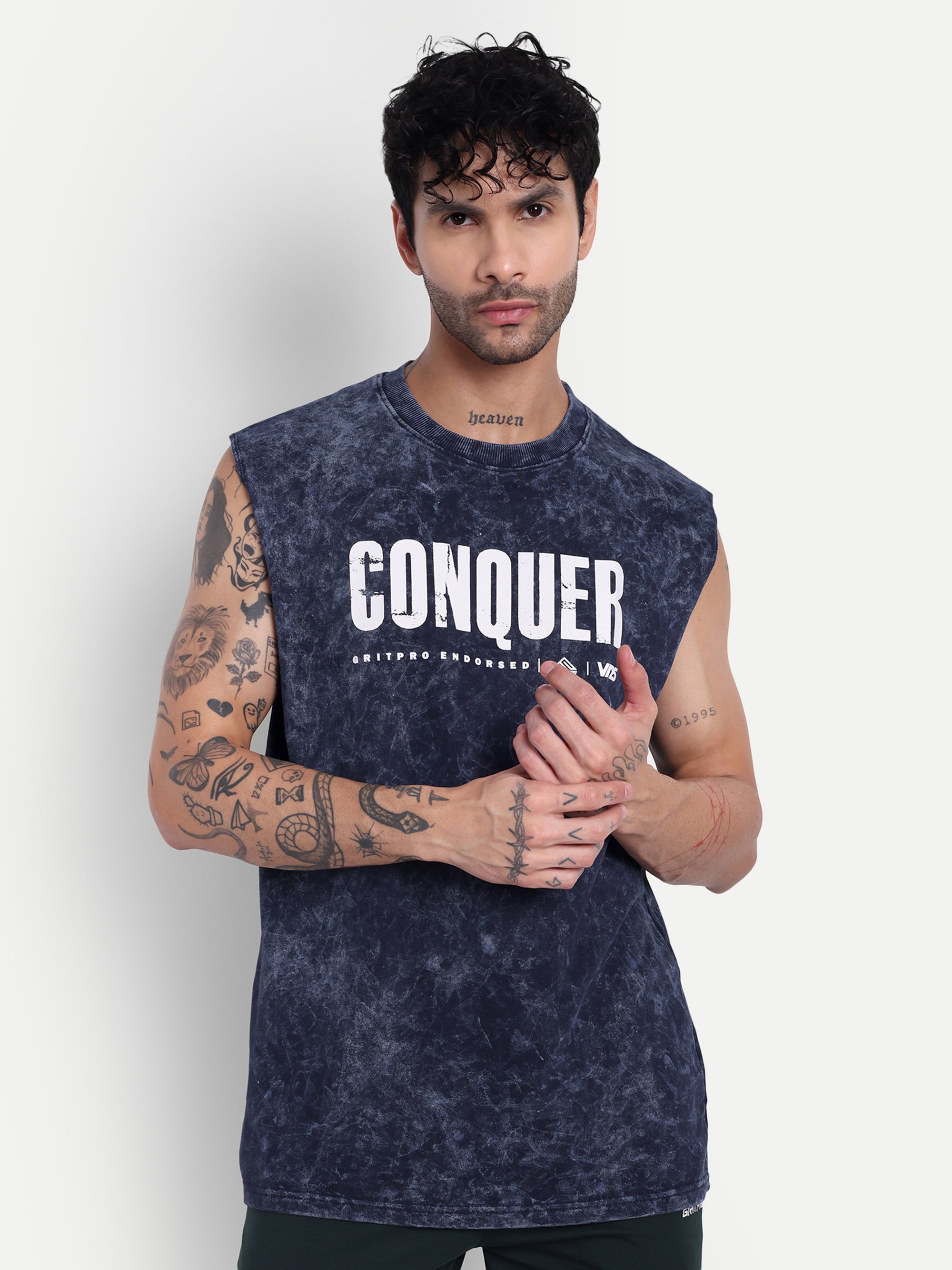 OVERSIZED ACID WASHED SLEEVELESS