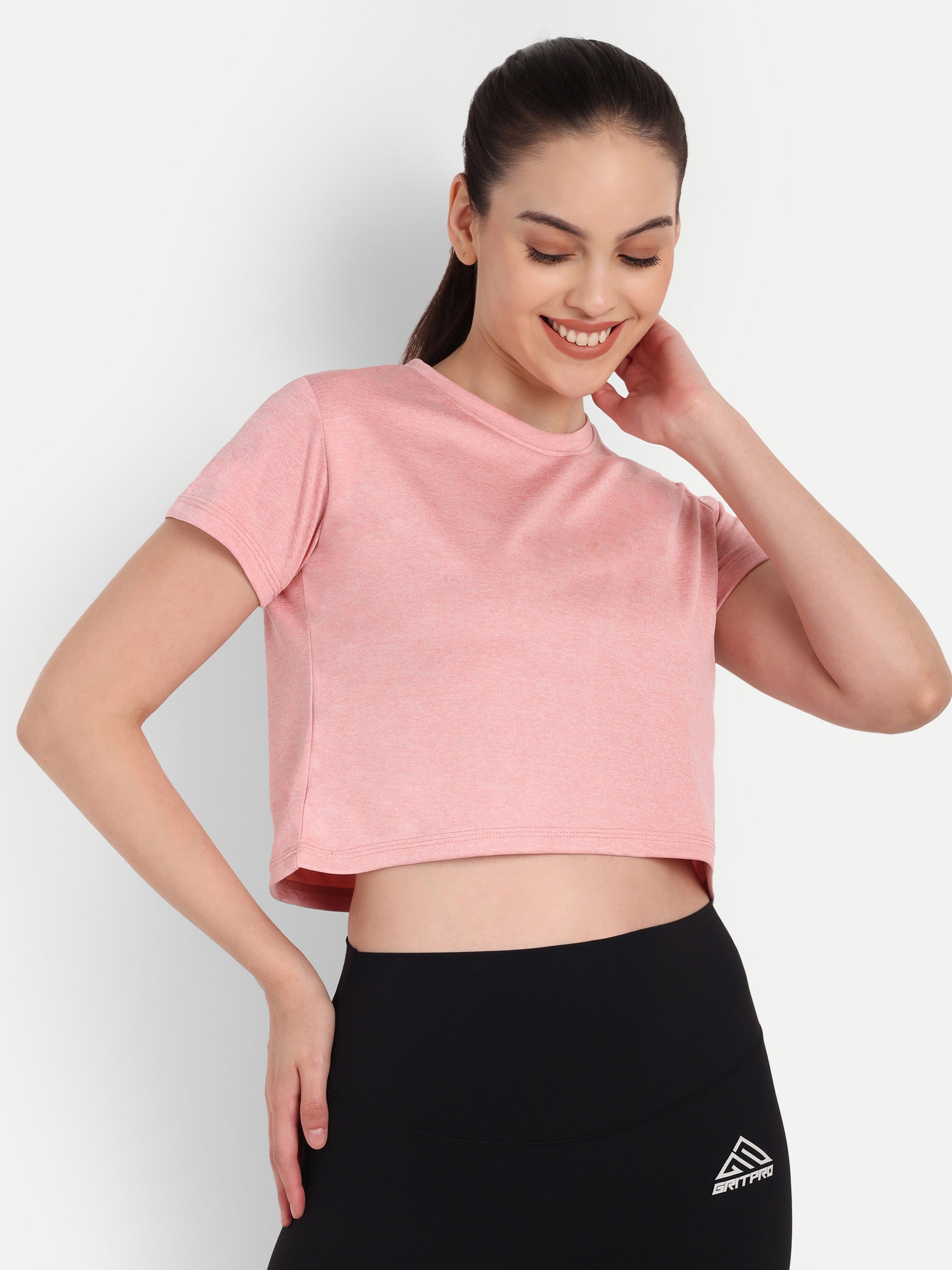 MOMENTUM CROP TOP