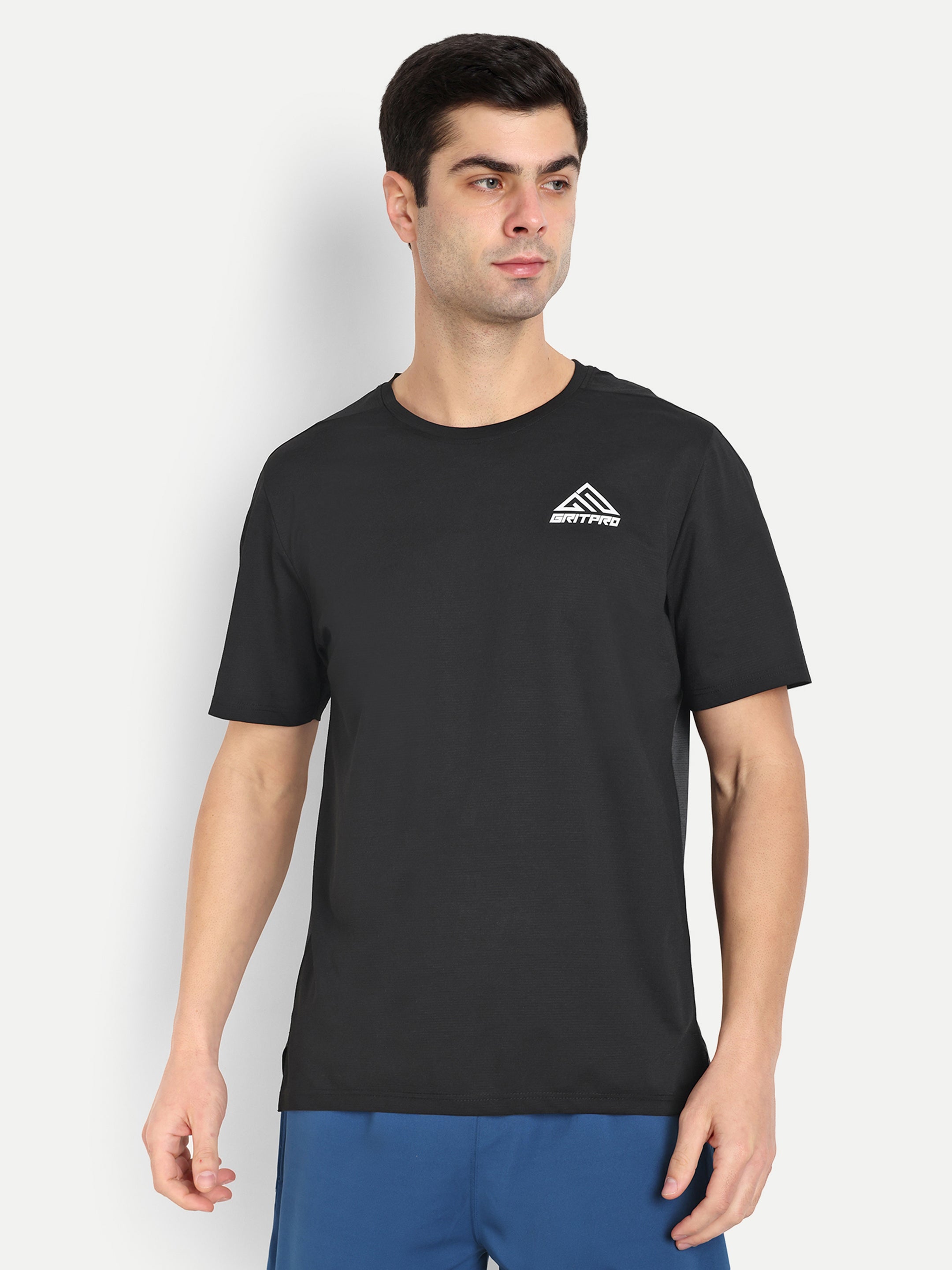 PERFORMANCE T-SHIRT