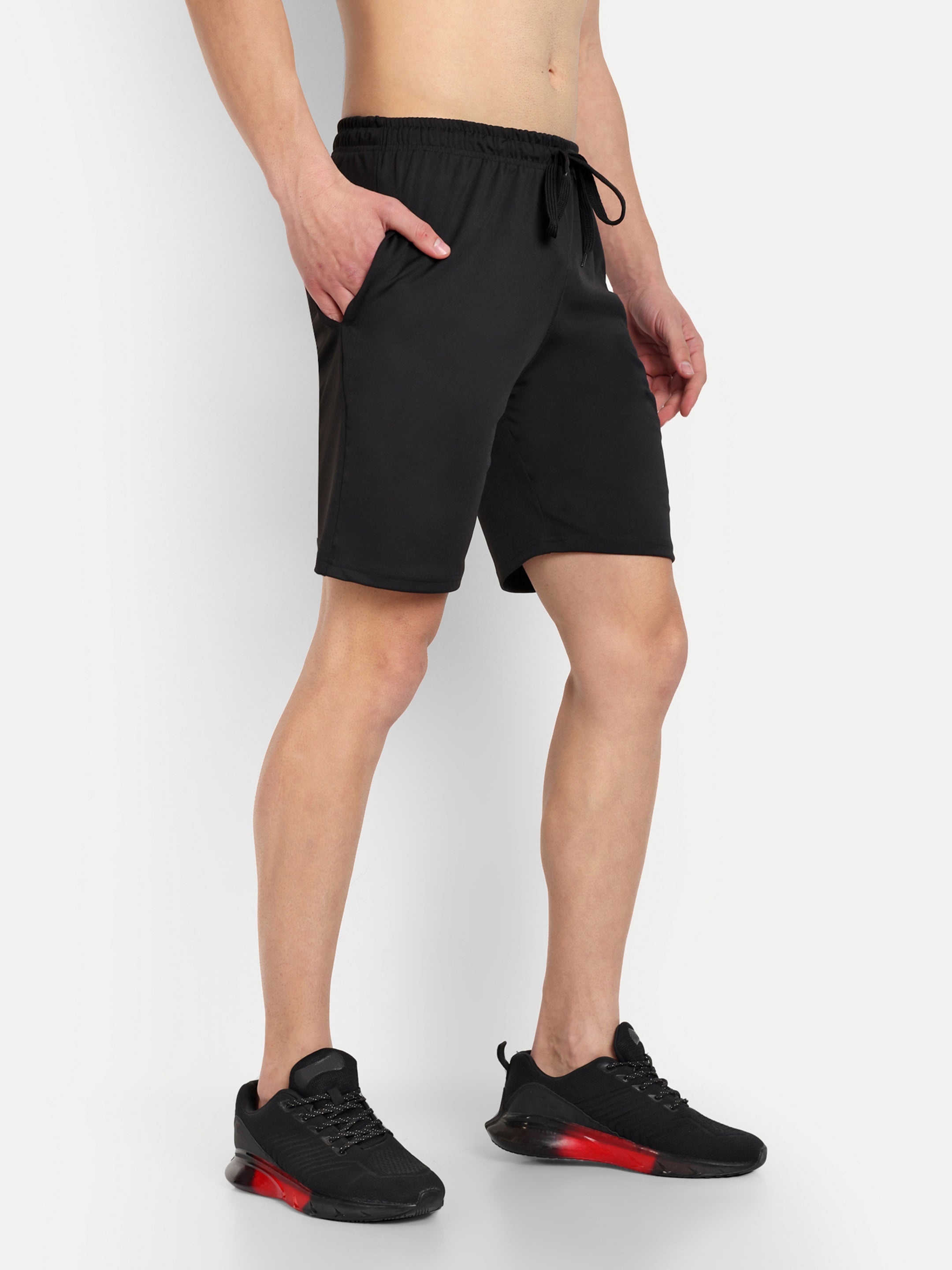 PERFORMANCE SHORTS