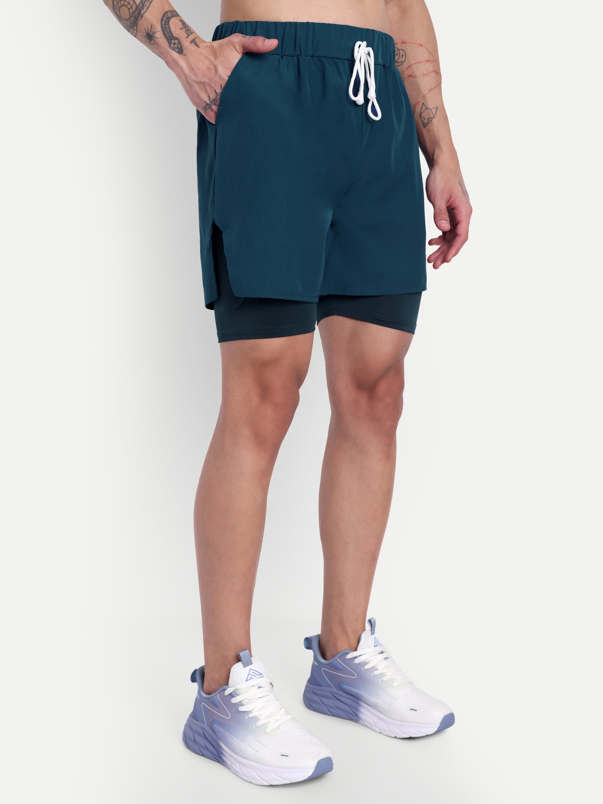 DYNAMIC SHORTS WITH TIGHTS