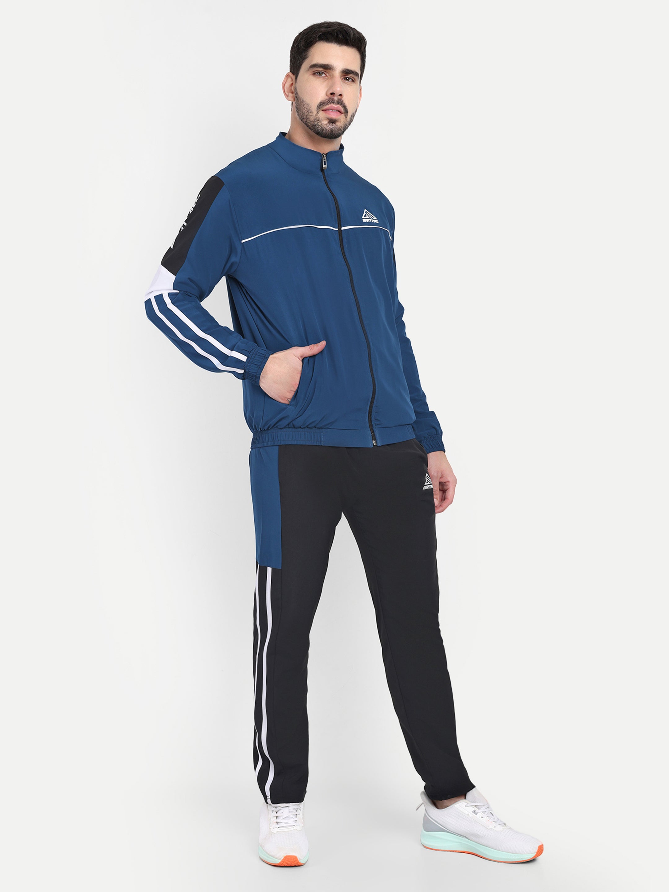 ACTIVE TRACKSUIT