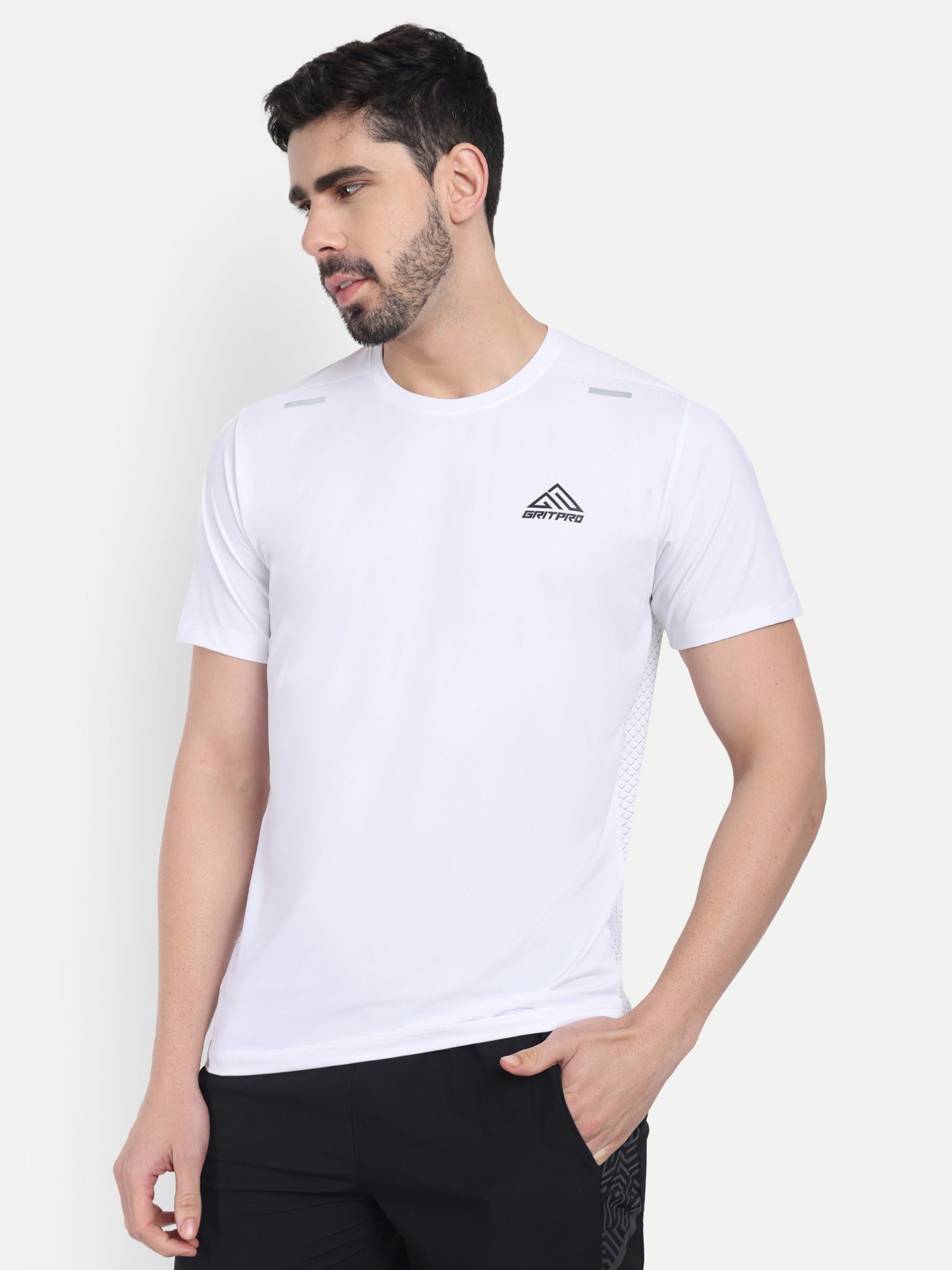 RAPID DRY ARROW TEXTURED T-SHIRT