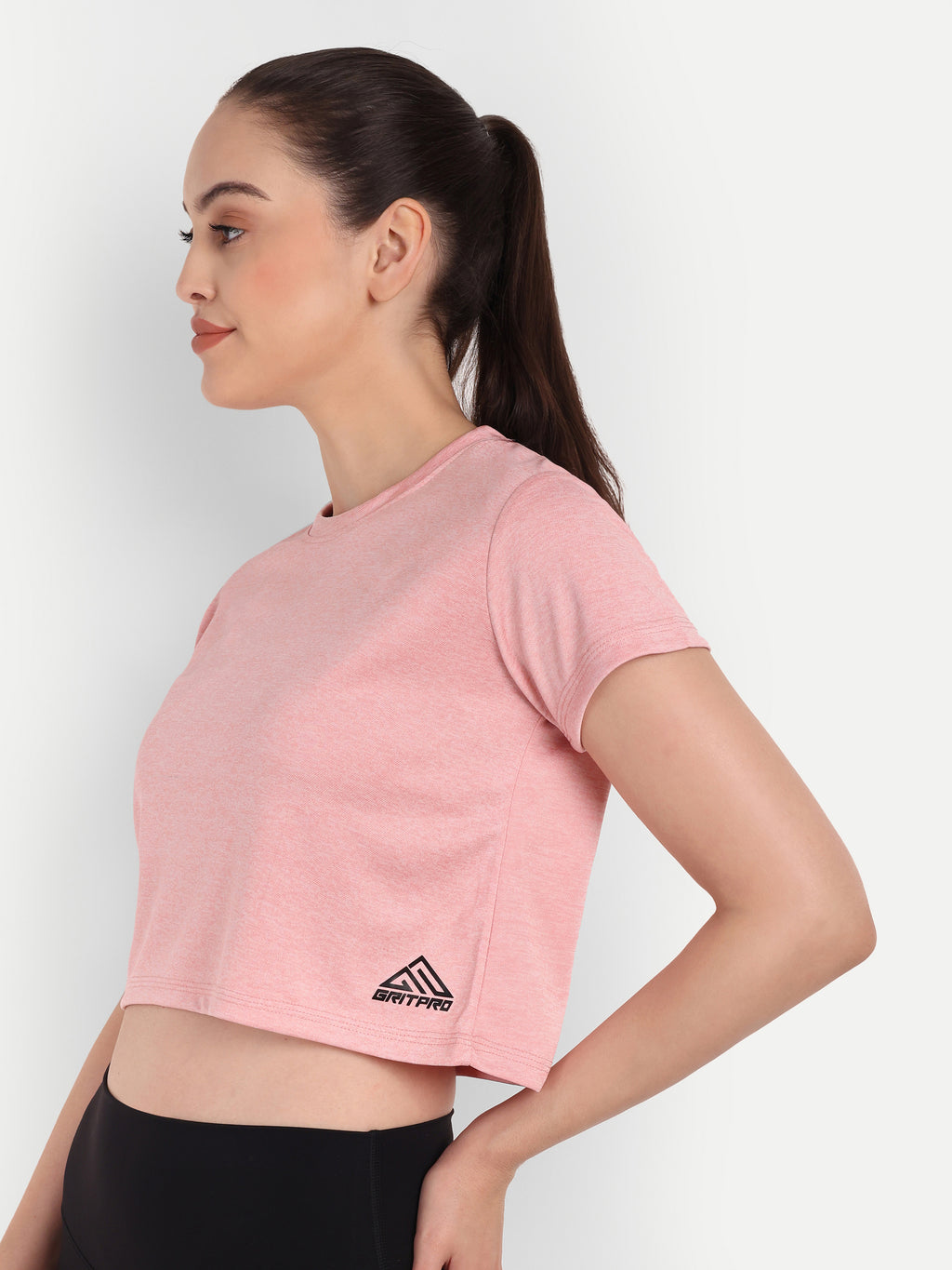 MOMENTUM CROP TOP