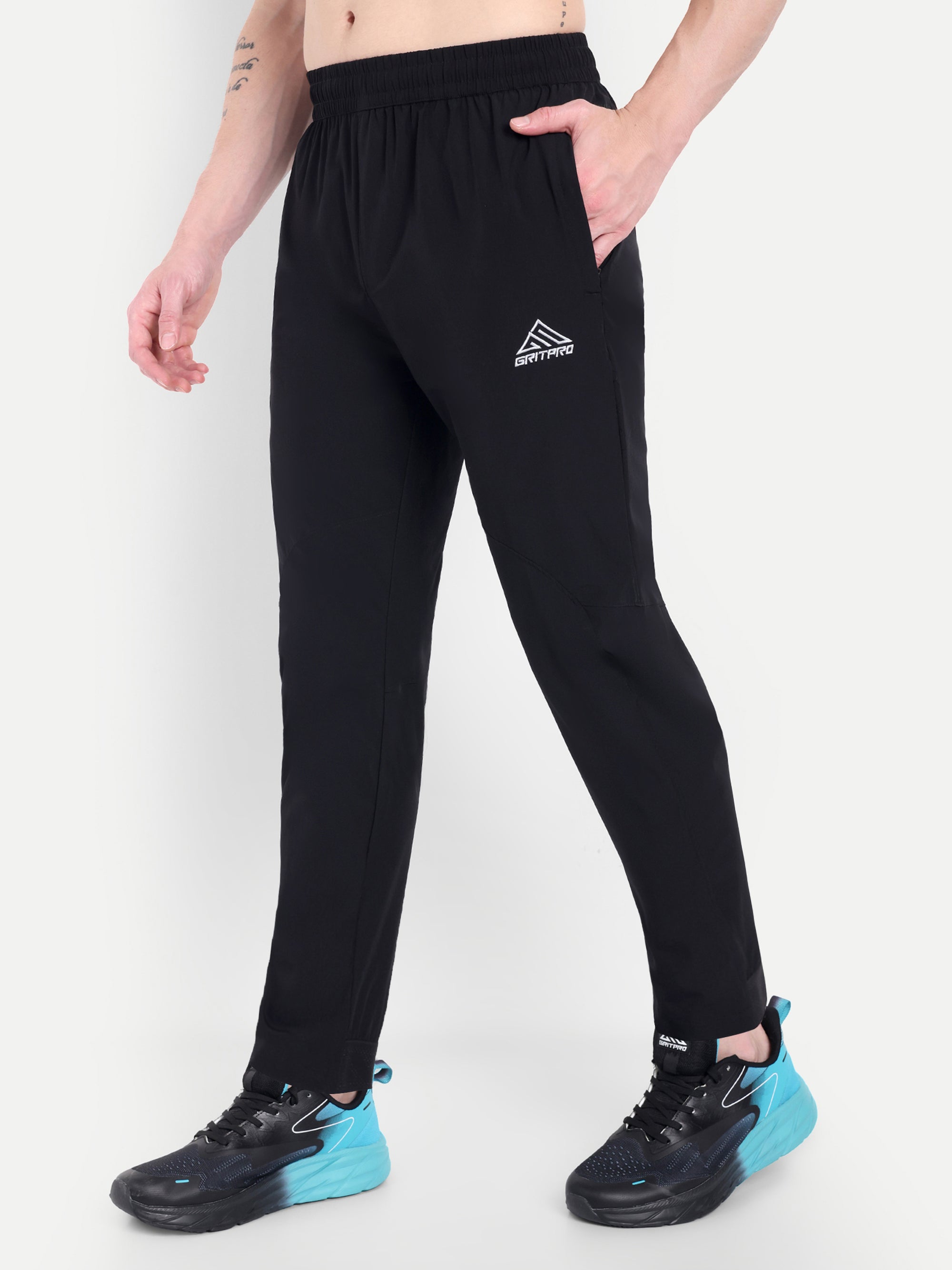 THRIVE MOTION TRACKPANT