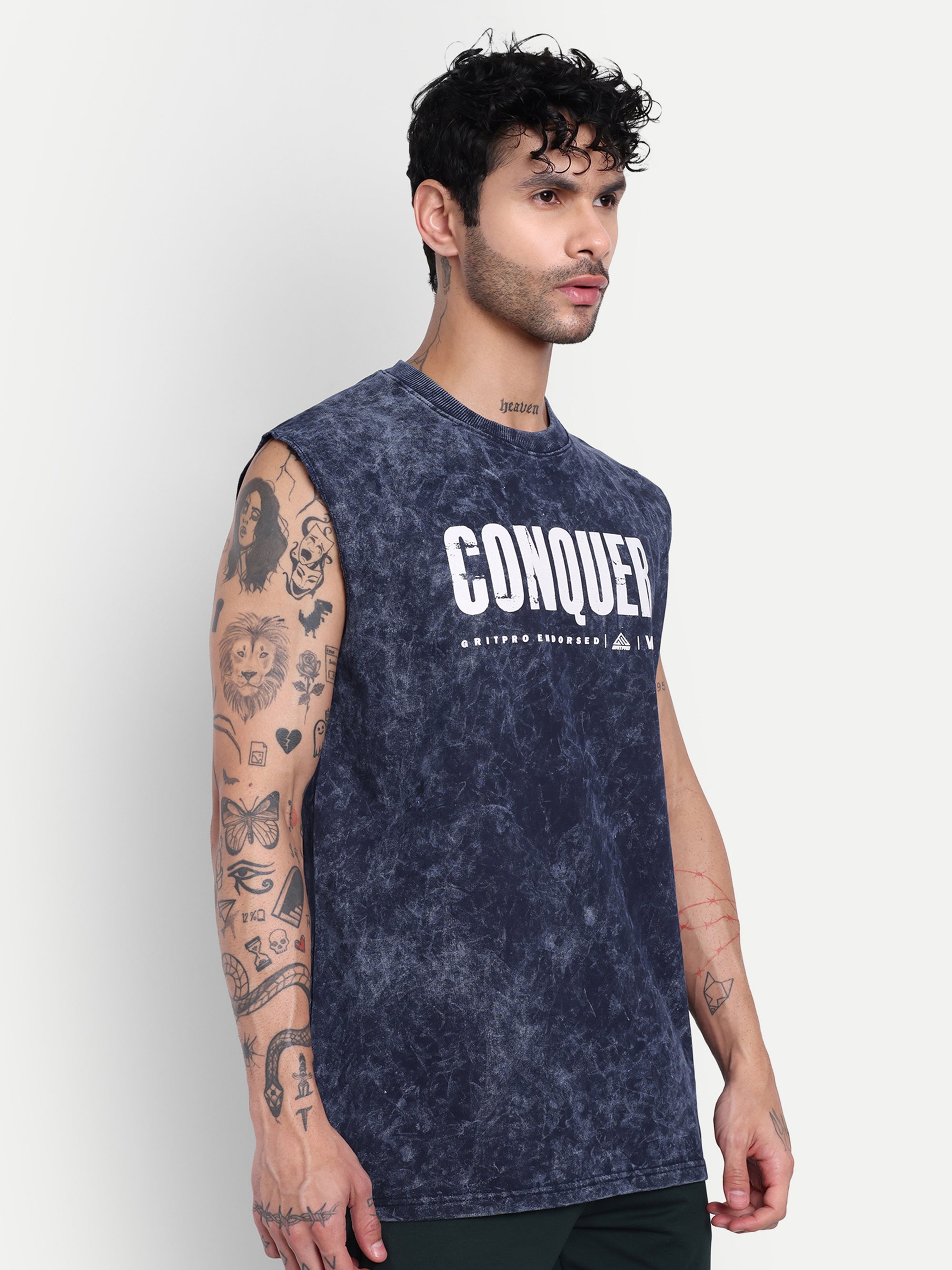 OVERSIZED ACID WASHED SLEEVELESS