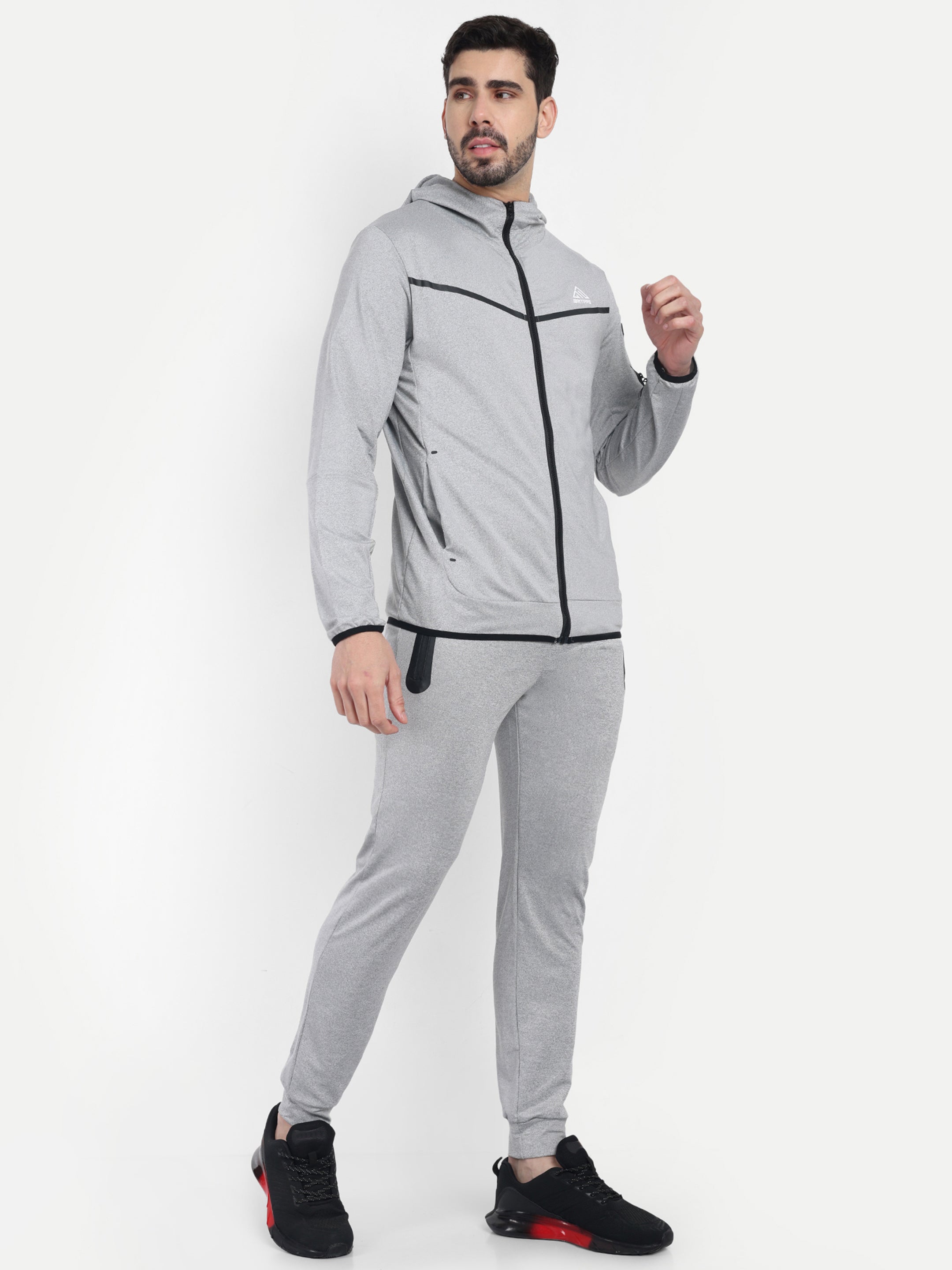 PERFORMANCE TRACKSUIT