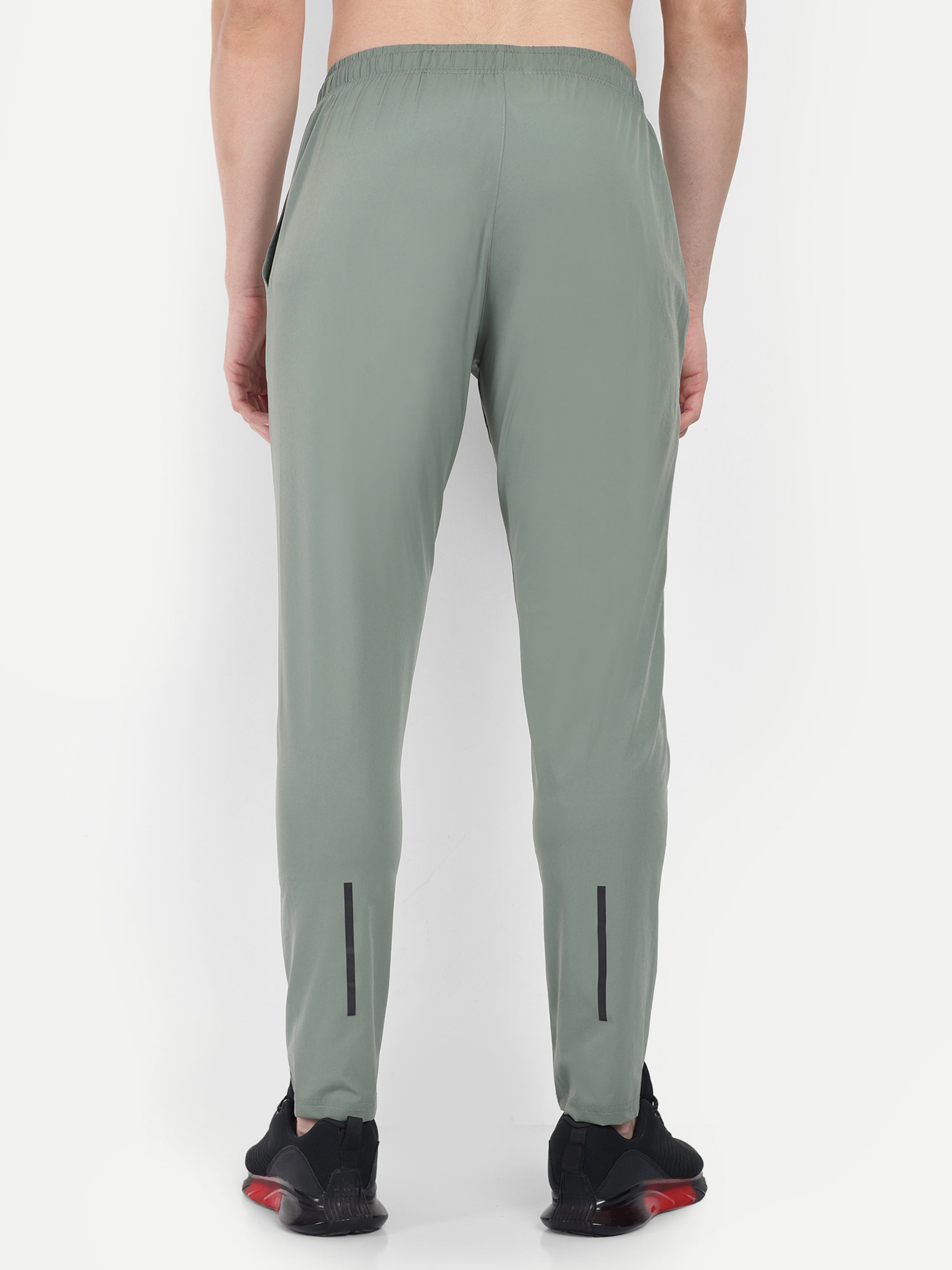 PERFORMANCE TRACKPANT