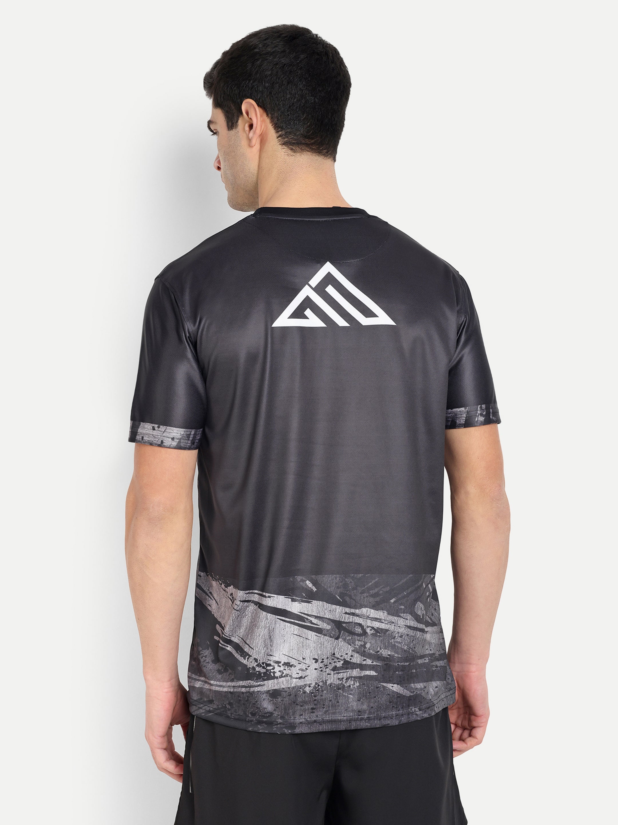 BLACK CAMO T-SHIRT