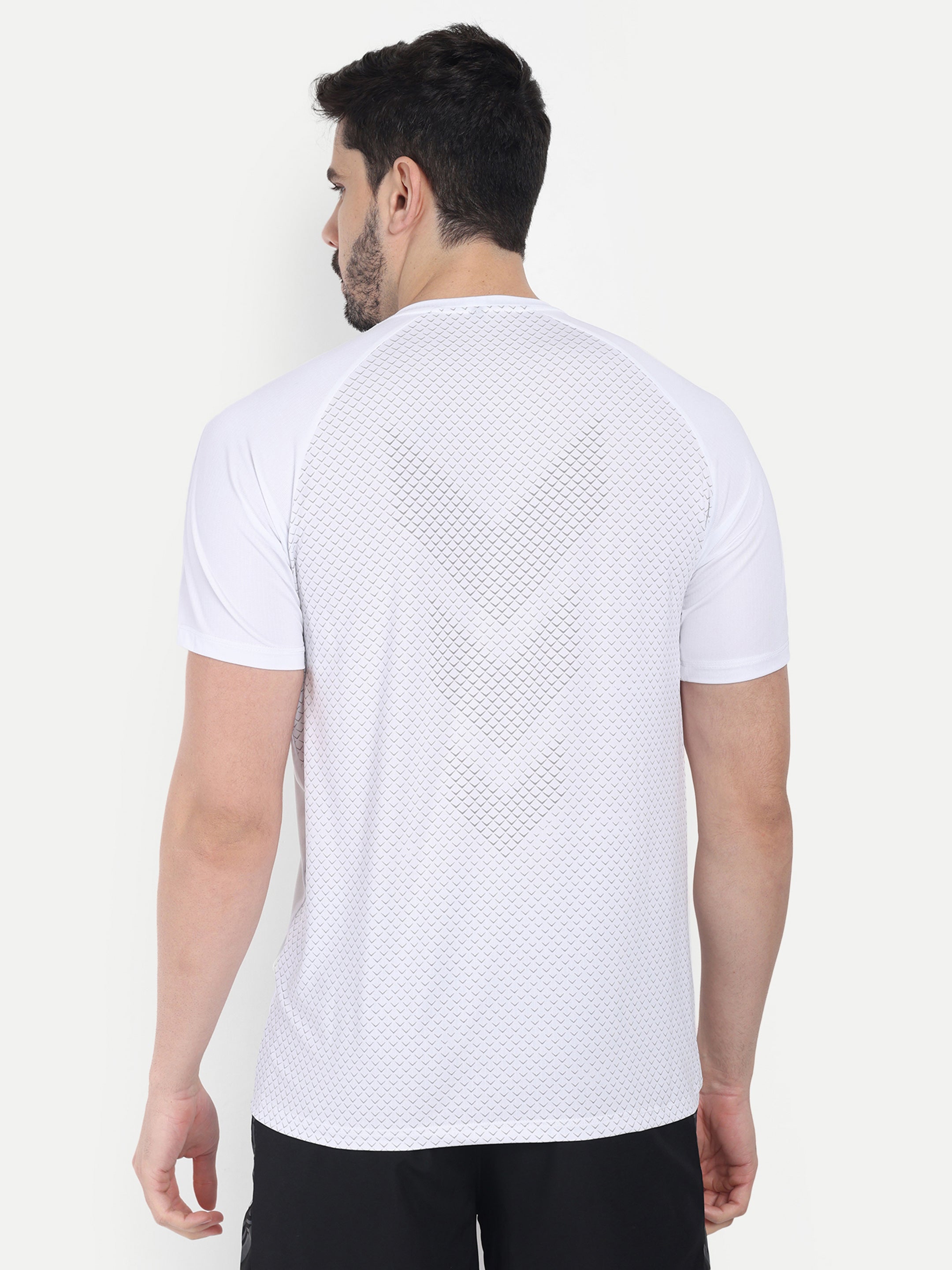 RAPID DRY ARROW TEXTURED T-SHIRT