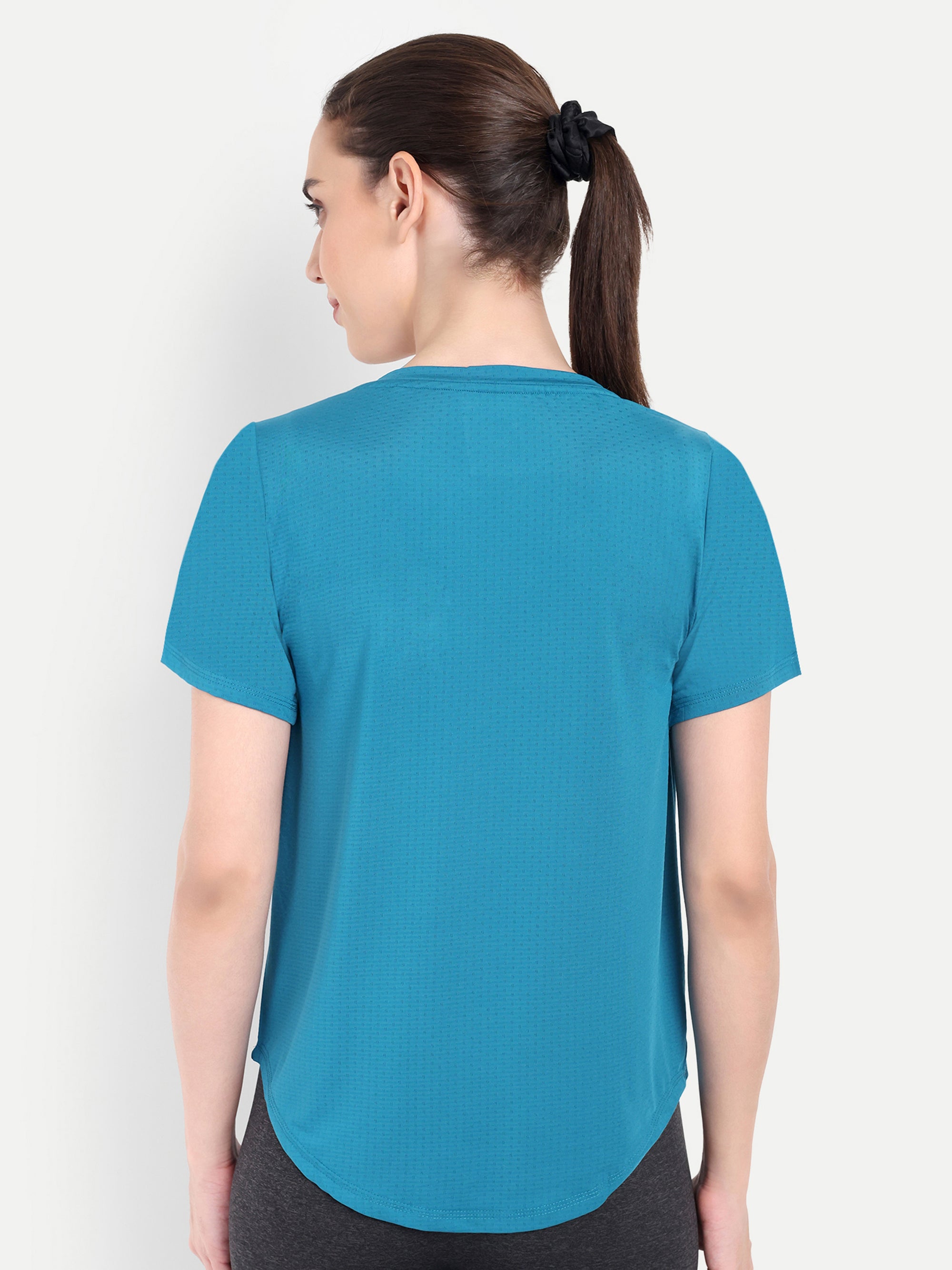 PERFROMANCE APPLE CUT T-SHIRT