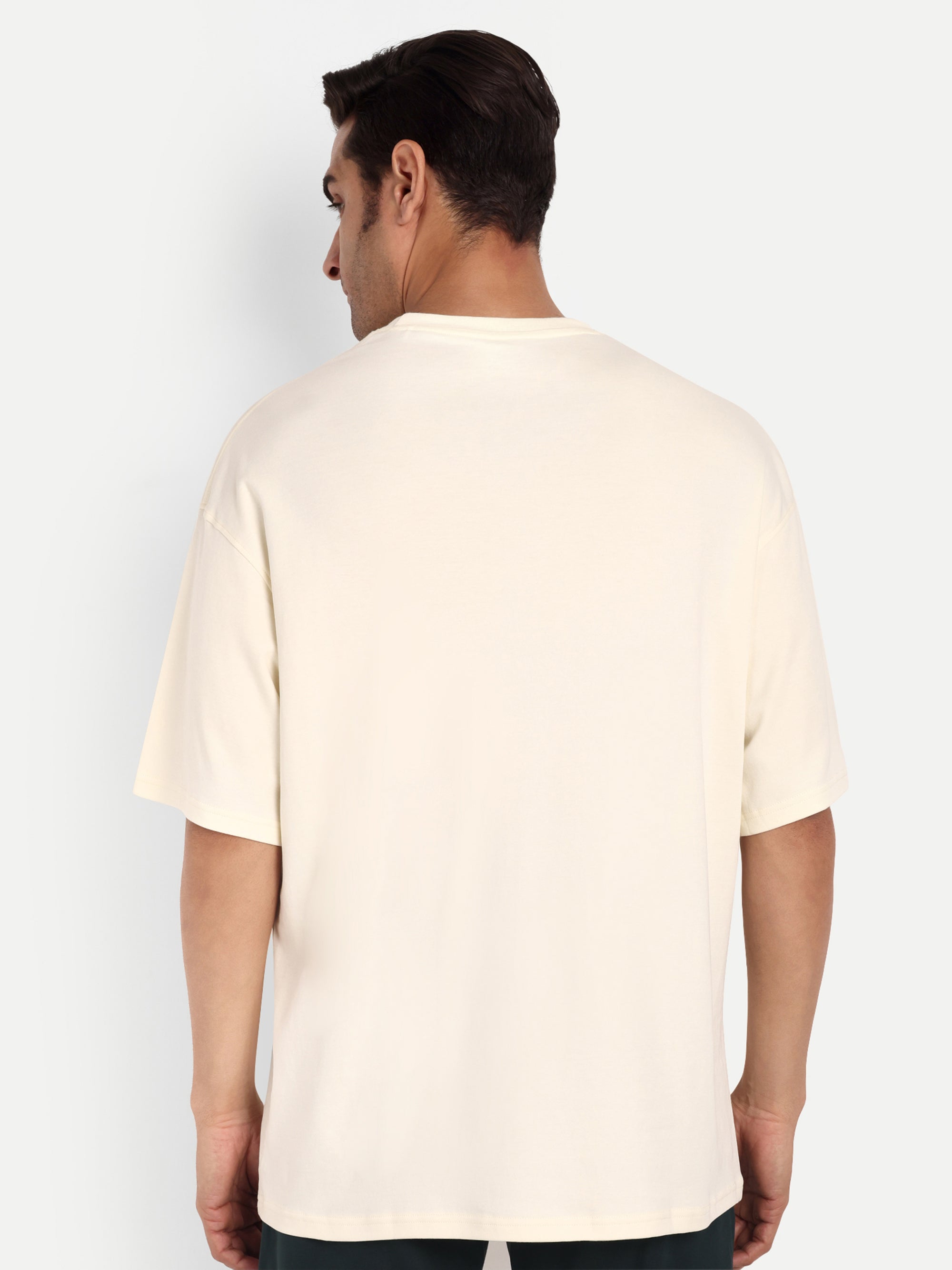 ELEVATE OVERSIZED T-SHIRT