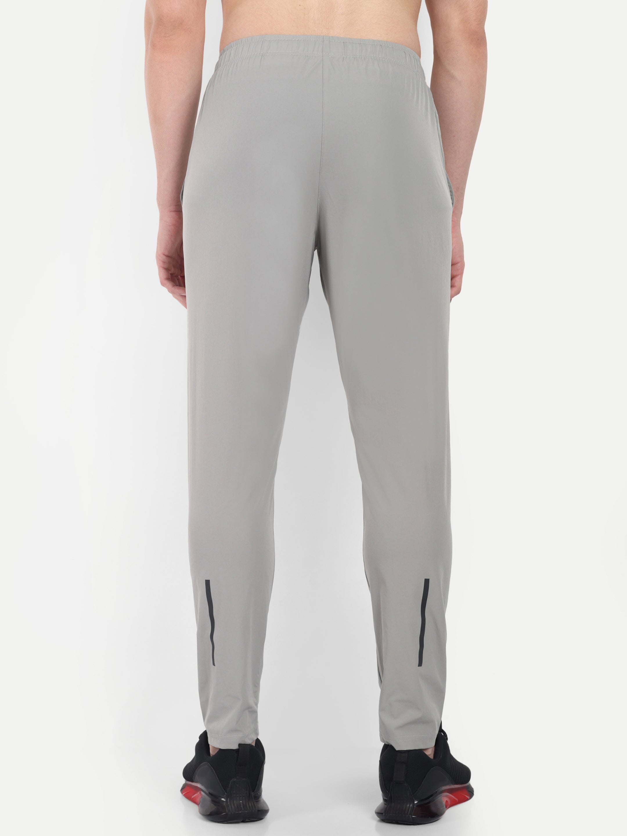 PERFORMANCE TRACKPANT