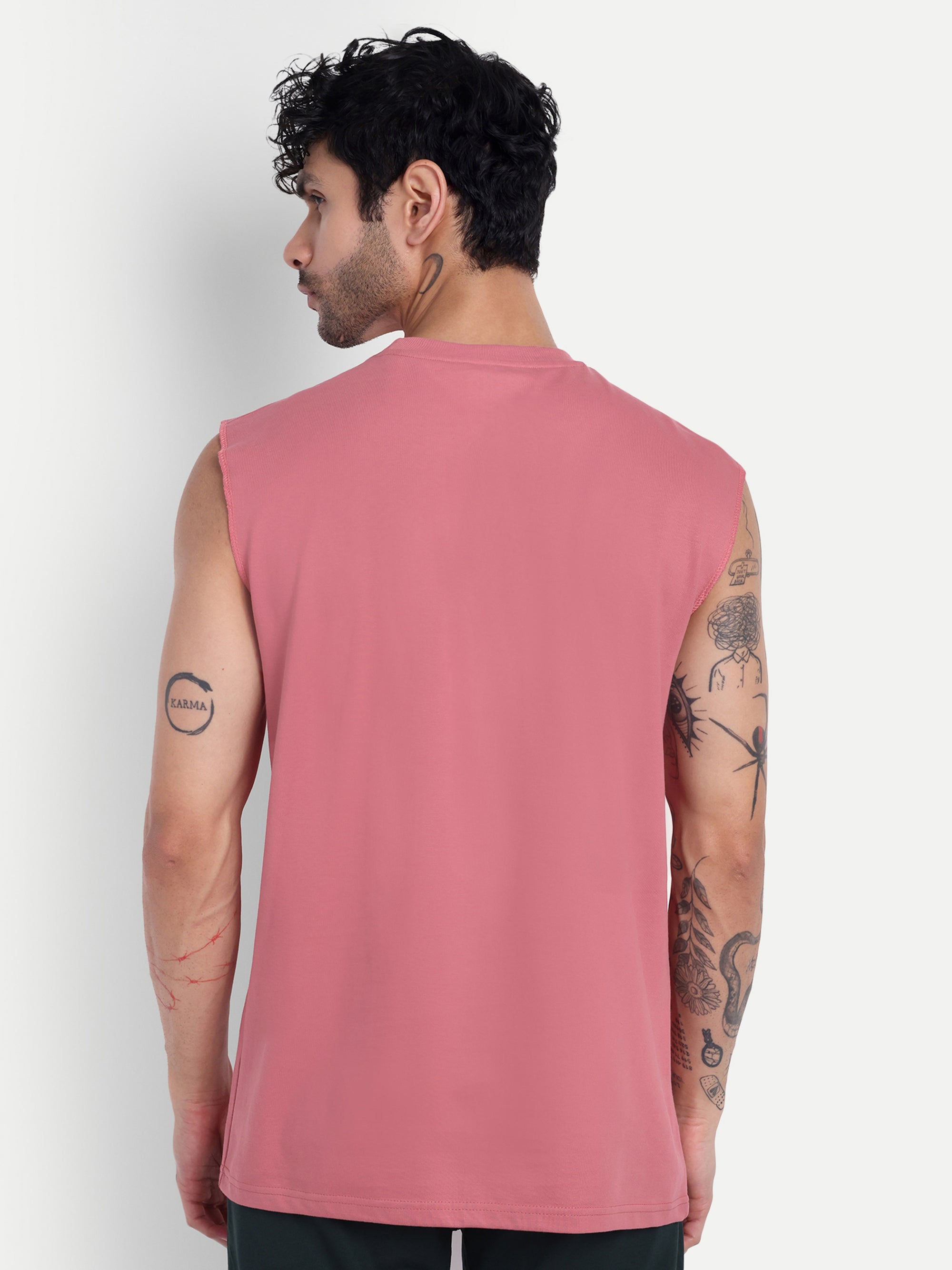 OVERSIZED SLEEVELESS