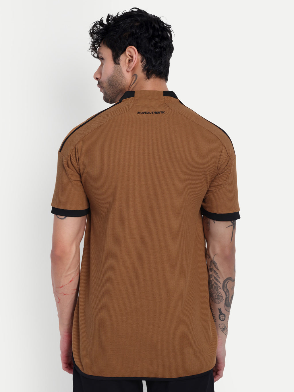 MOVE AUTHENTIC T-SHIRT