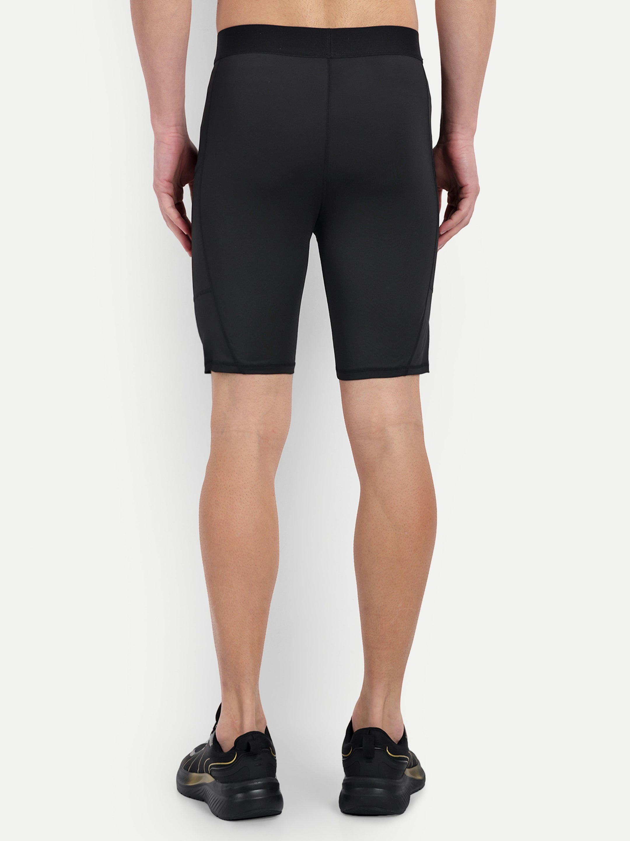 PREMIUM COMPRESSION SHORTS