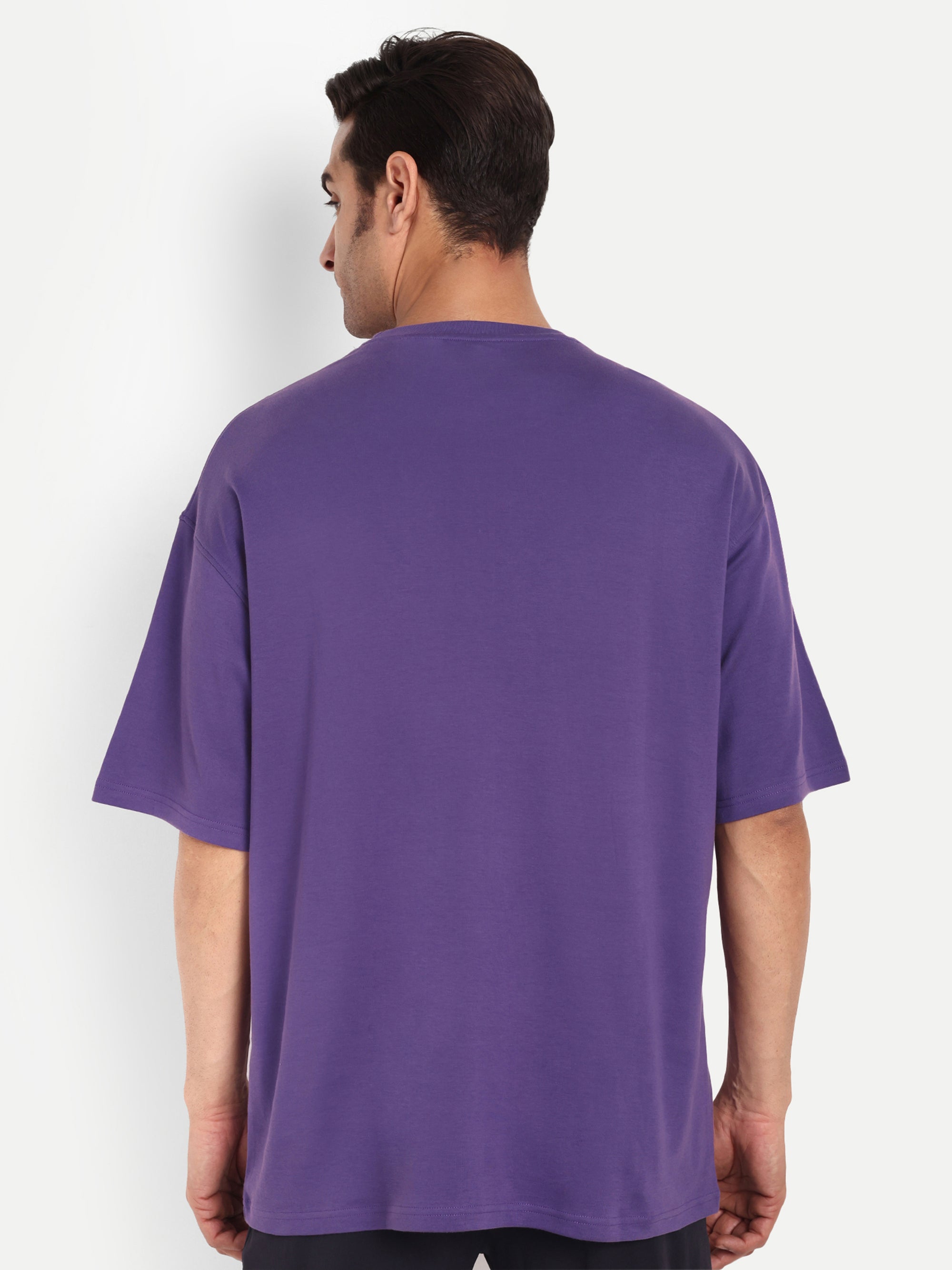 ELEVATE OVERSIZED T-SHIRT