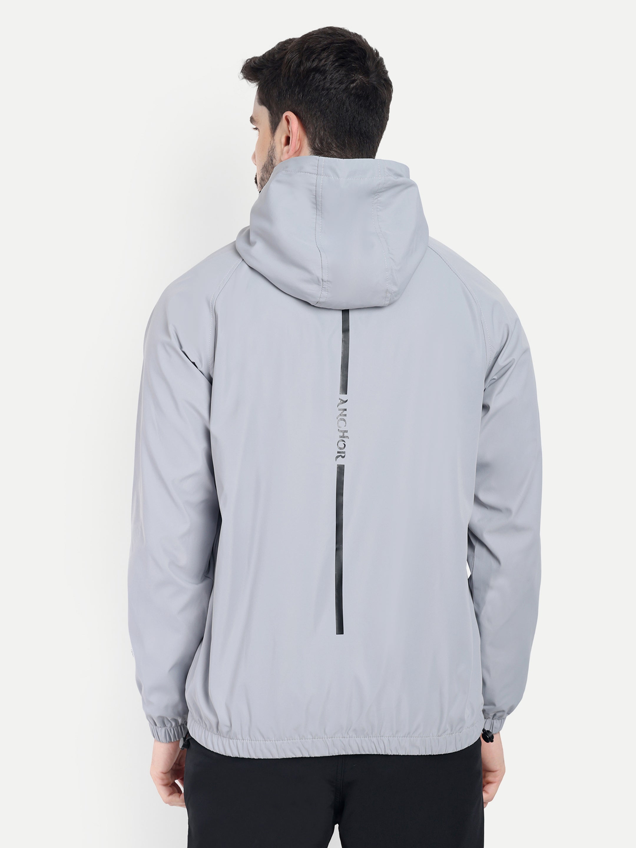 SPORTY ZIPPED HOODIE