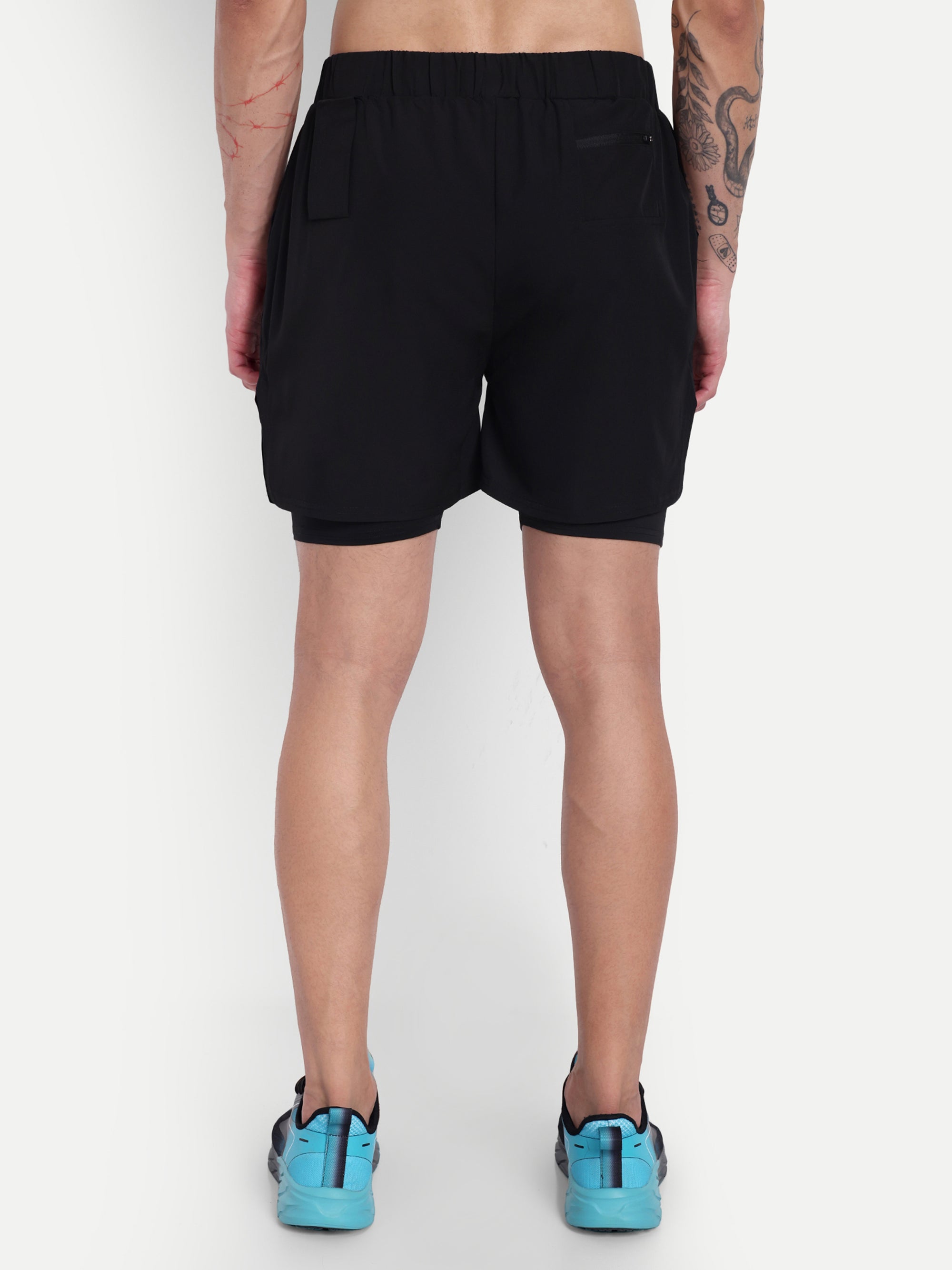DYNAMIC SHORTS WITH TIGHTS