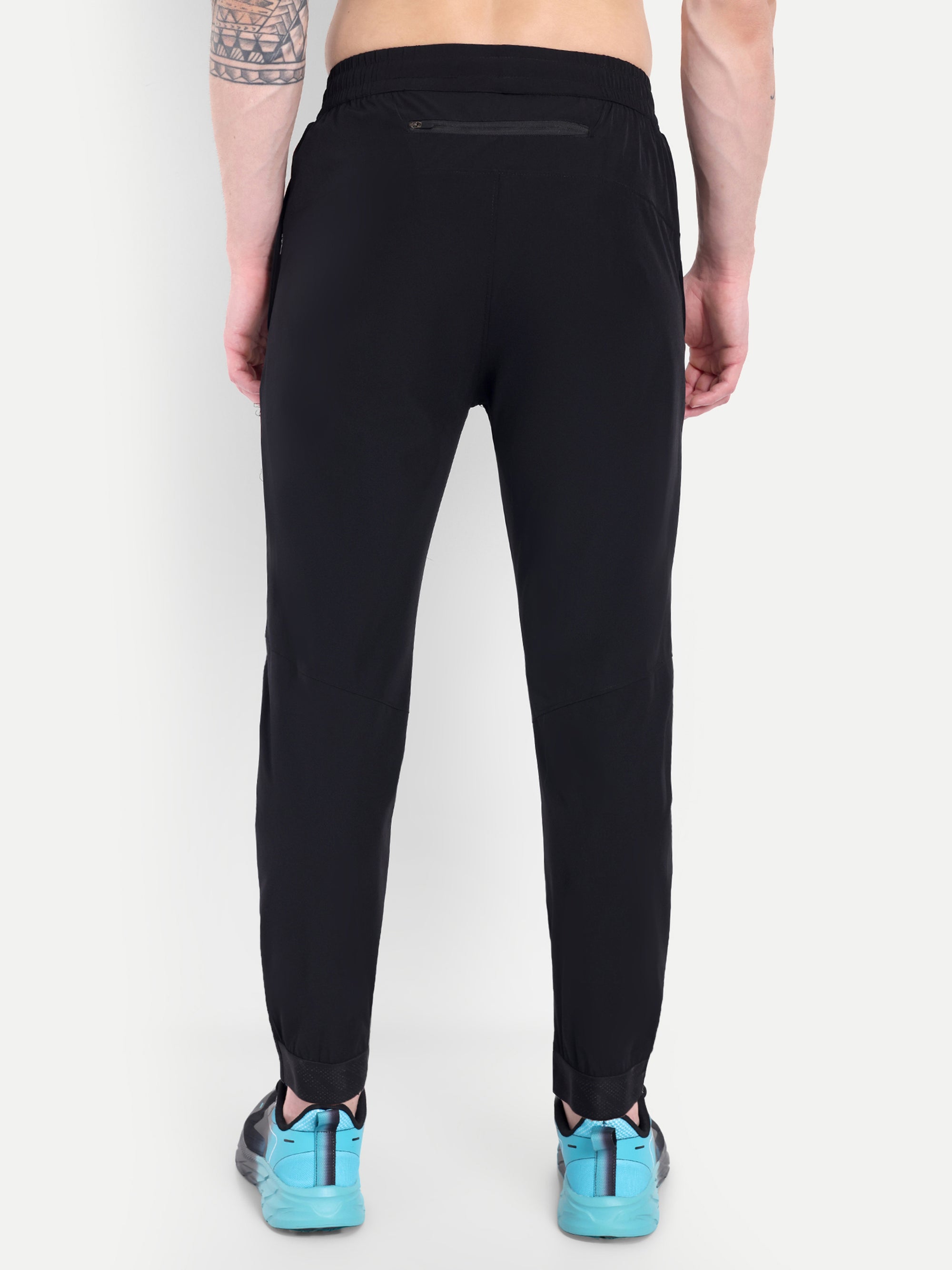 THRIVE MOTION TRACKPANT