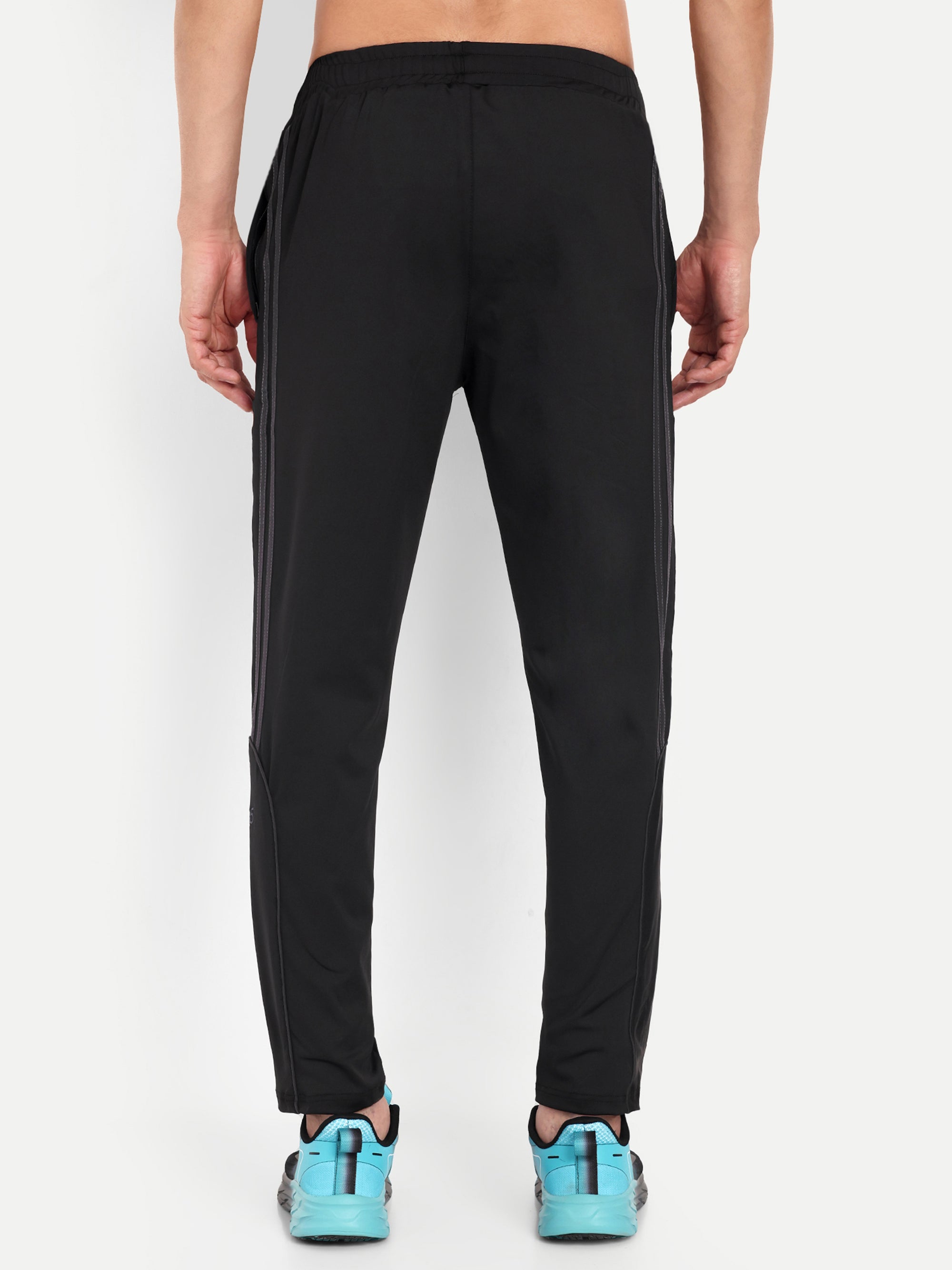 WARRIOR TRACKPANT