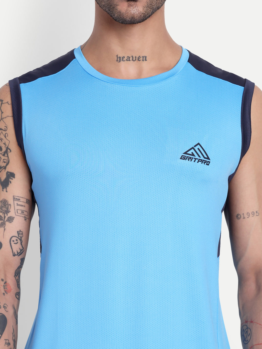 BREEZE SLEEVELESS