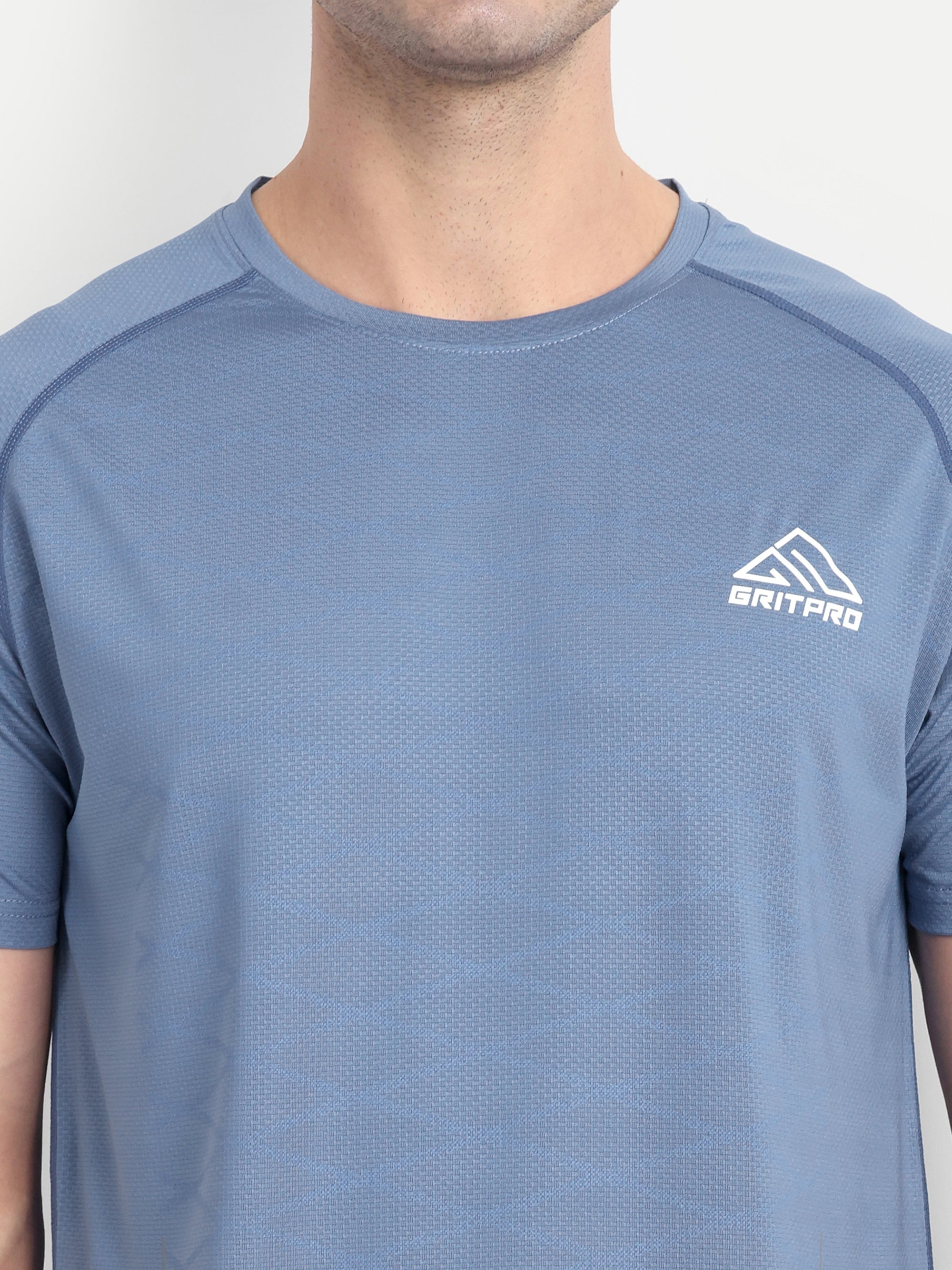SOLID TEXTURED T-SHIRT