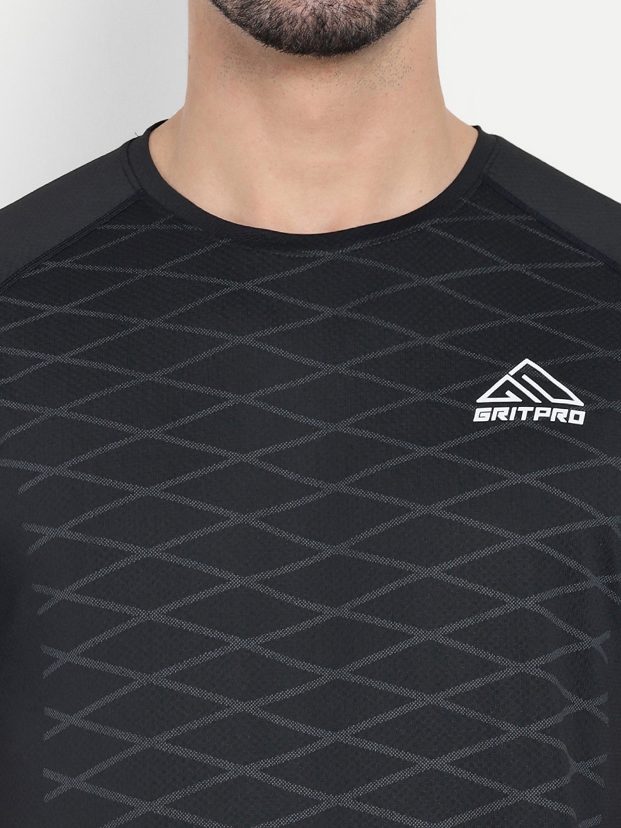 SOLID TEXTURED T-SHIRT