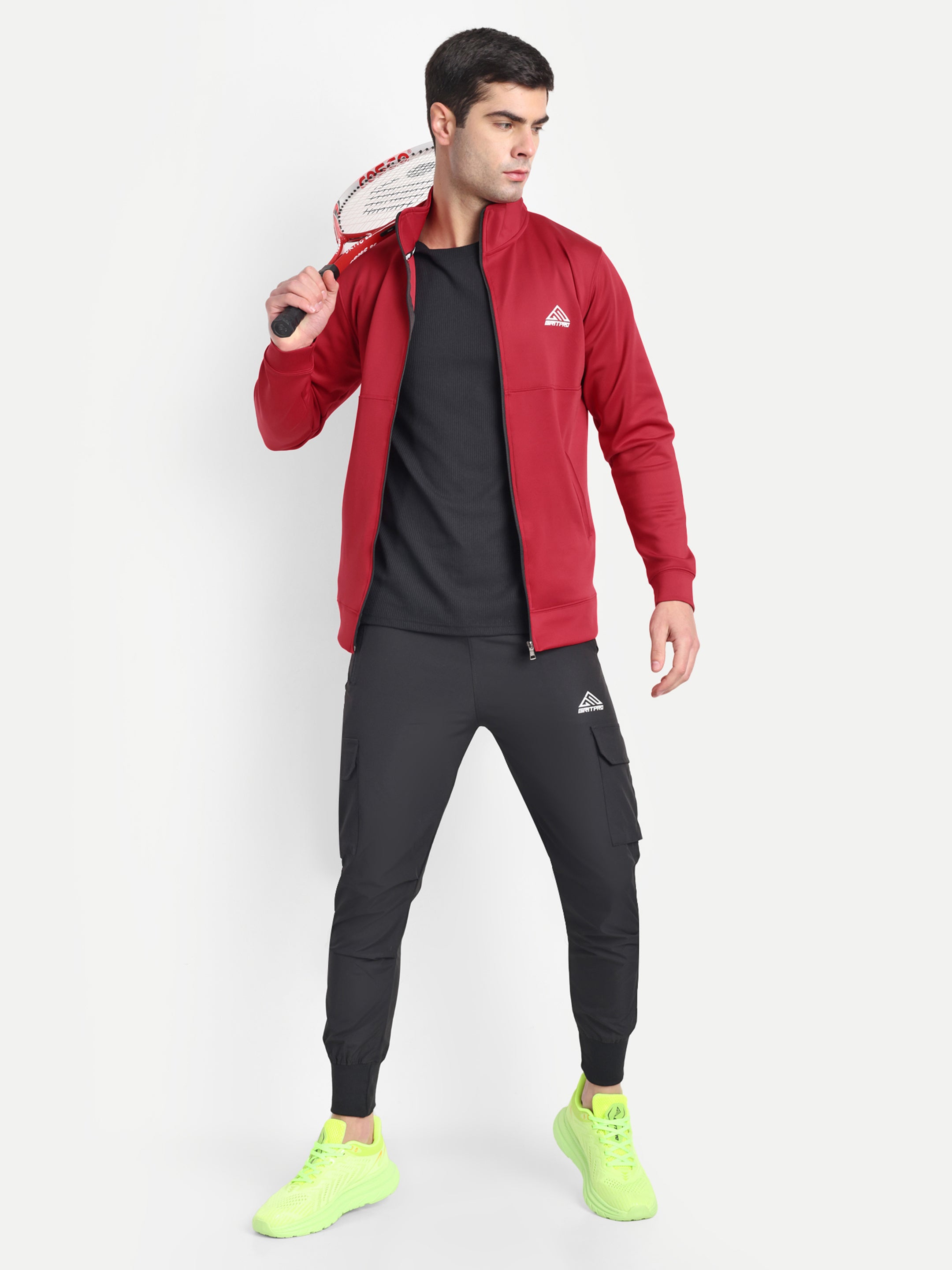 PERFORMANCE JACKET