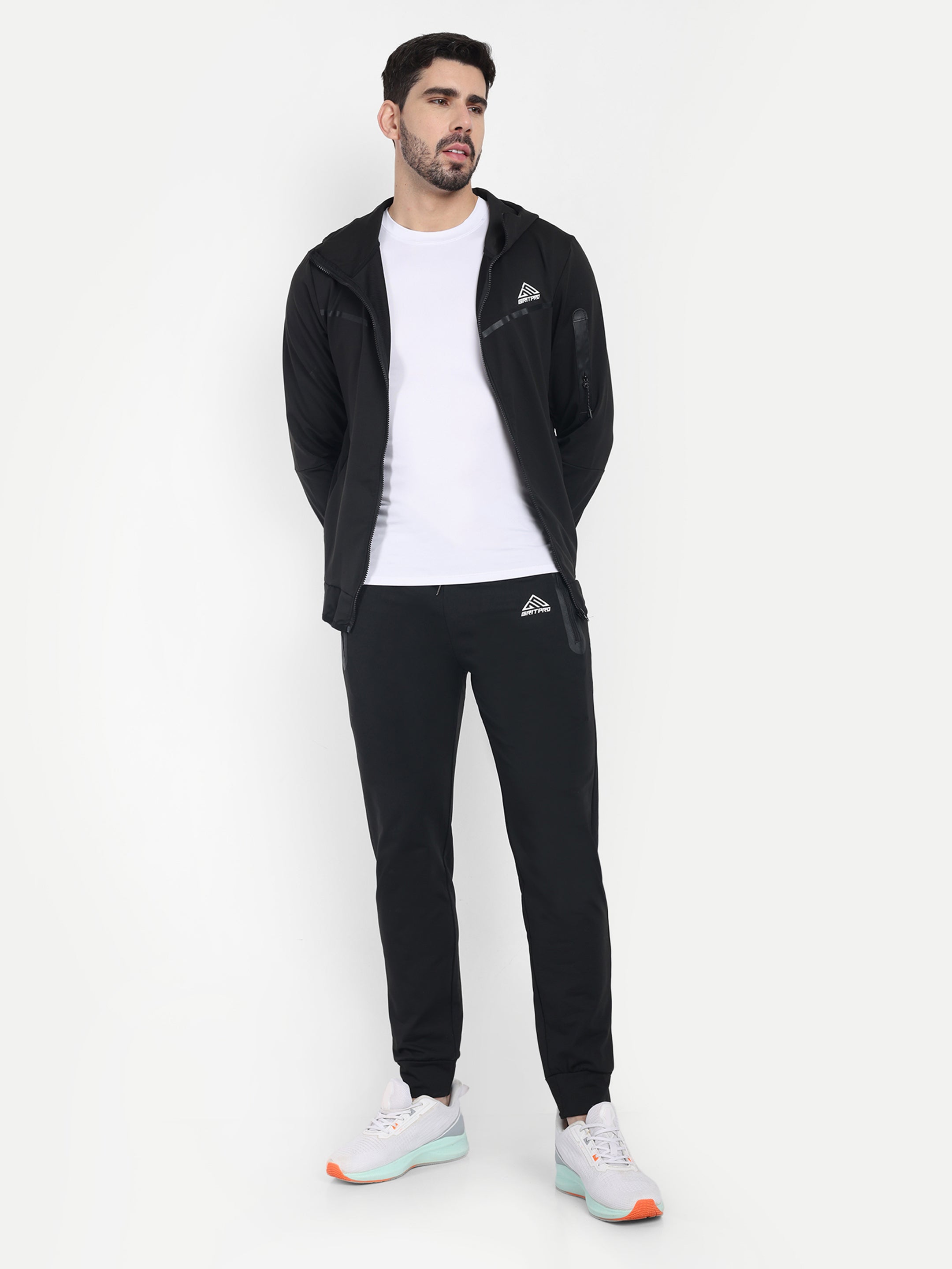 PERFORMANCE TRACKSUIT