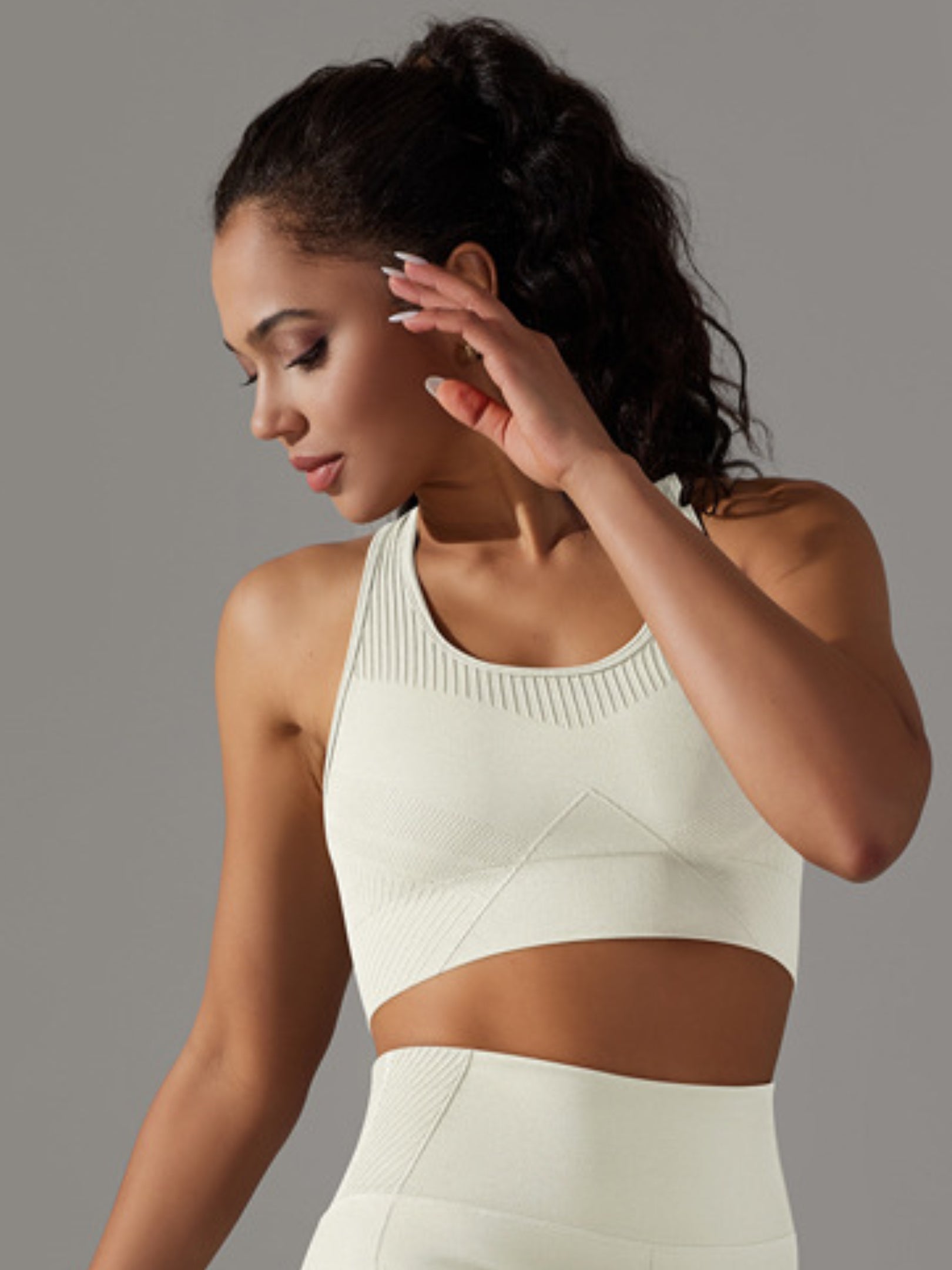 RUNNING TEXTURED SPORTS BRA