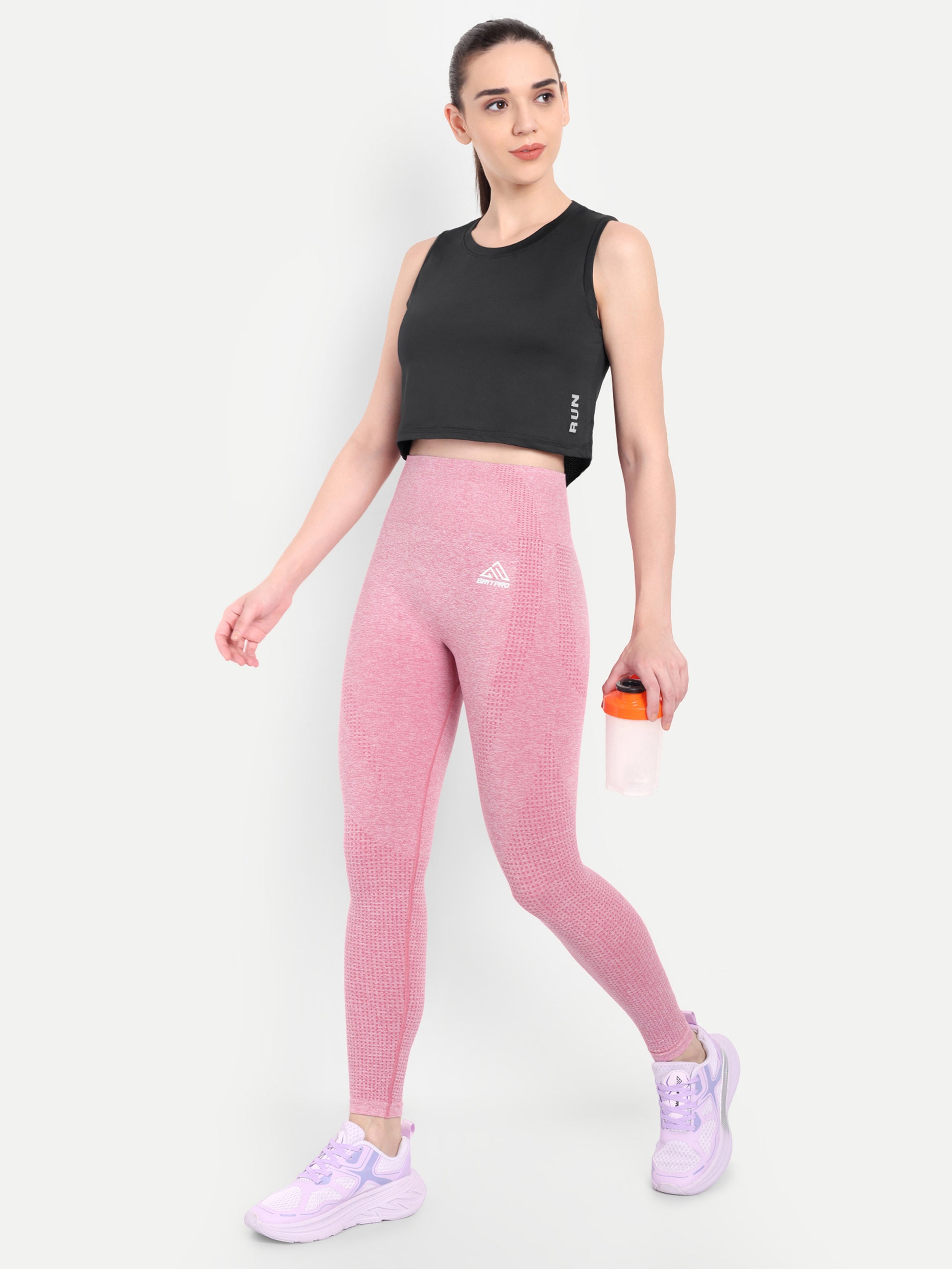 URBAN GRIT SLEEVELESS