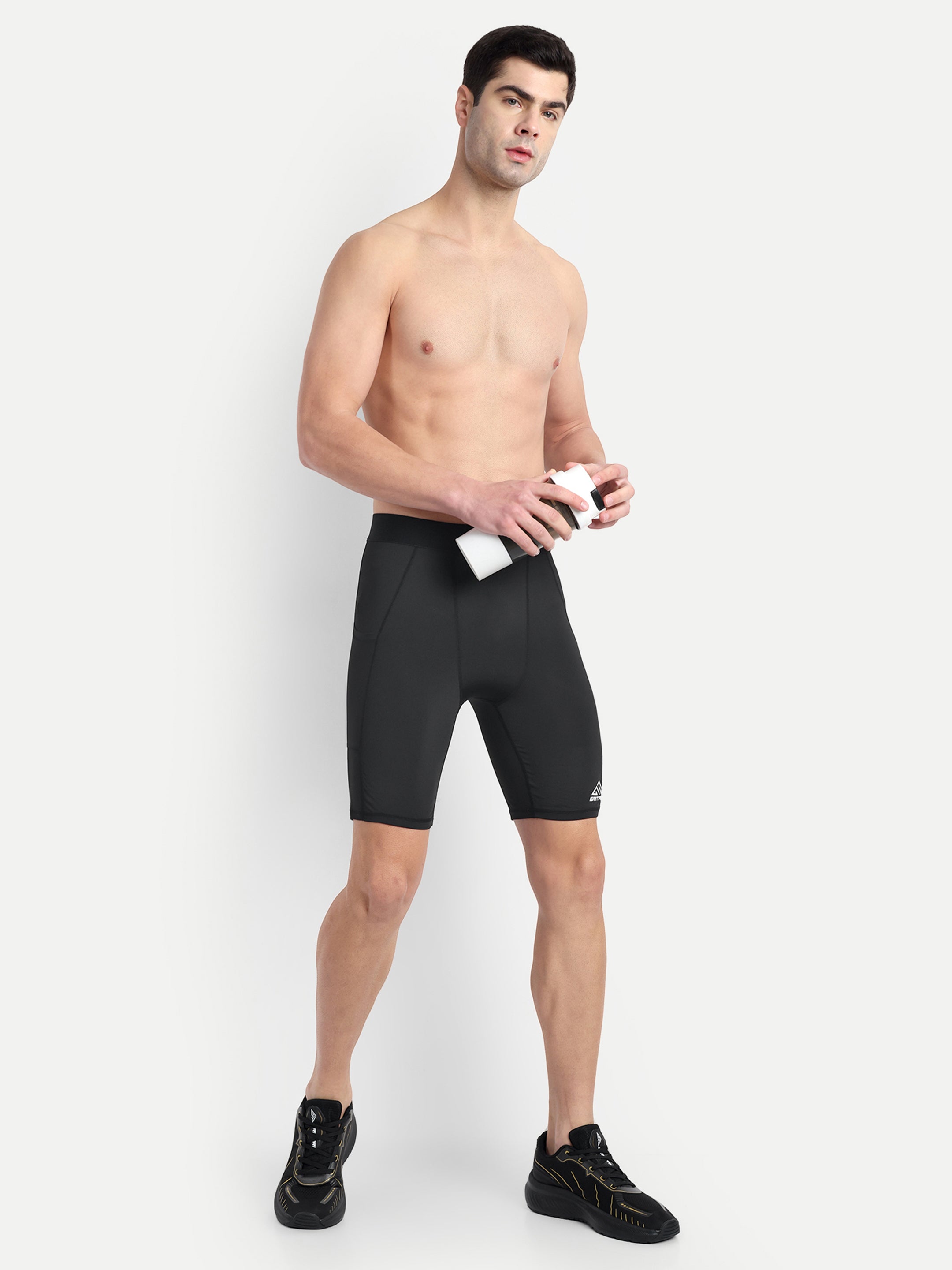 PREMIUM COMPRESSION SHORTS