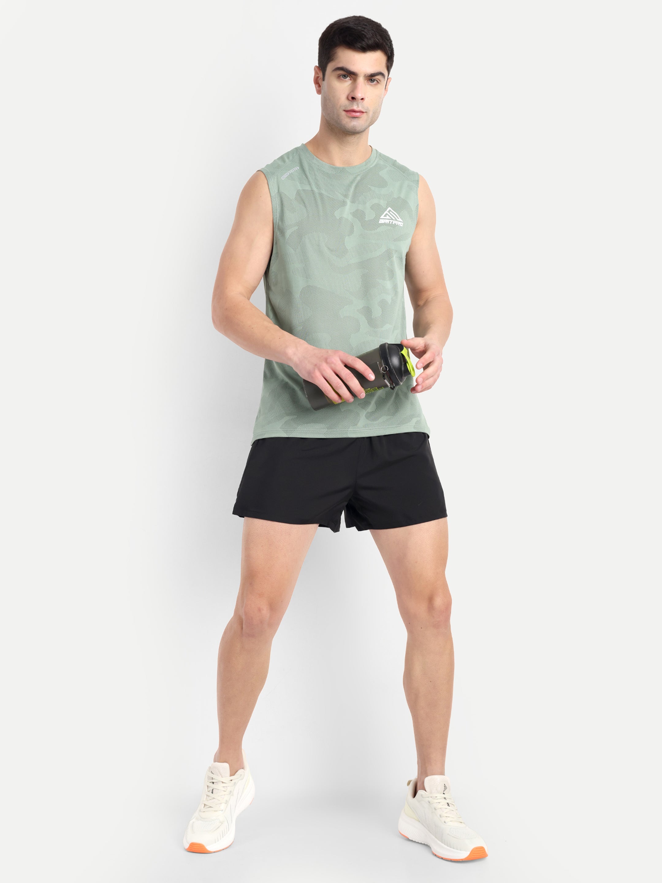 RUNNING SHORTS WITH INNER LAYER