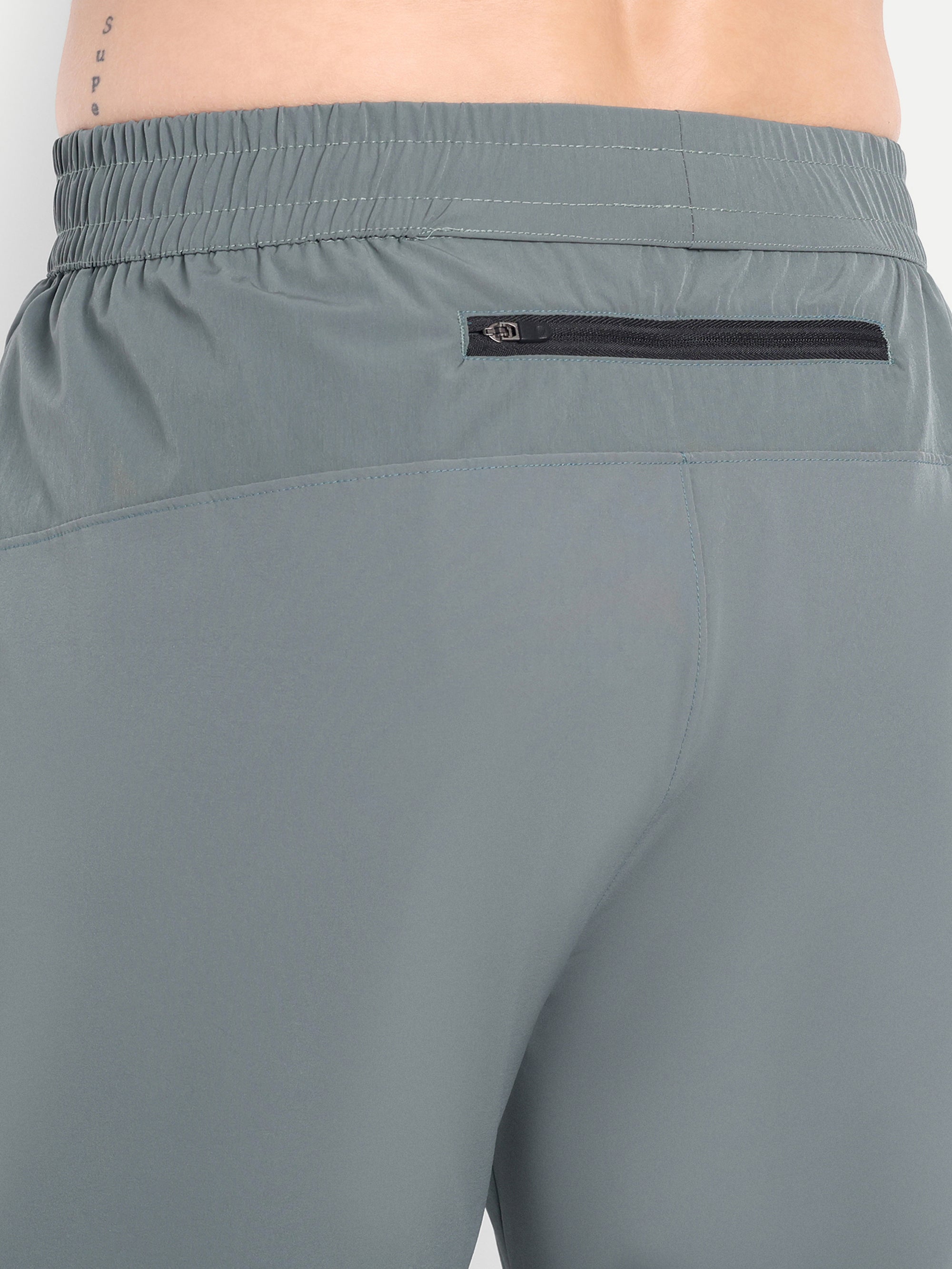 THRIVE MOTION TRACKPANT